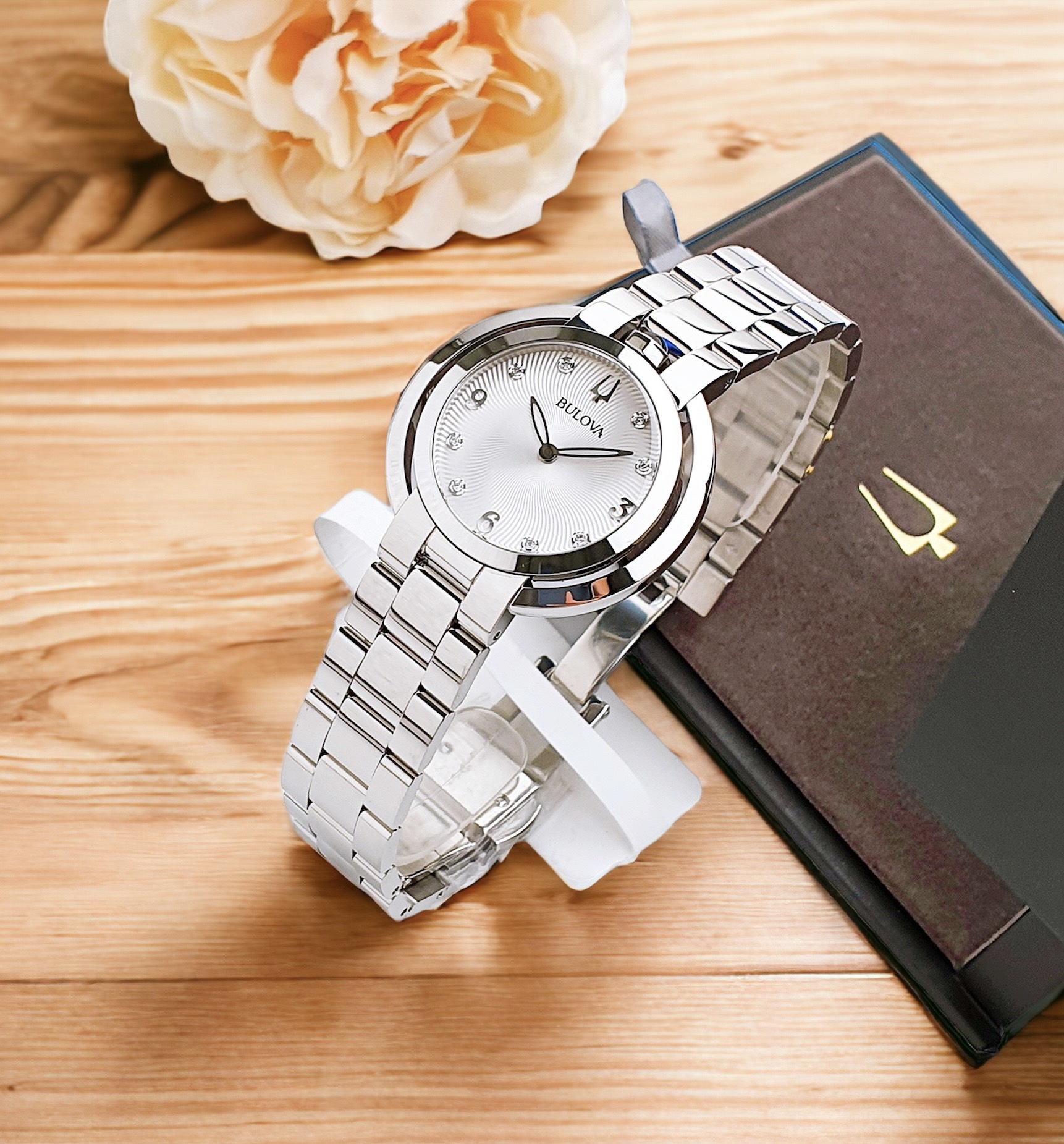 Ảnh 2 của (ĐỒNG HỒ NỮ) Bulova Quartz 96P184 Rubaiyat Diamond-Accent Watch 35mm