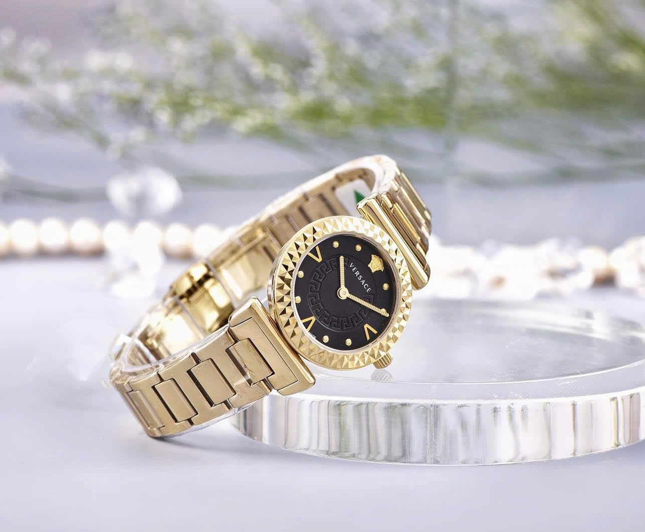 Ảnh 6 của (ĐỒNG HỒ NỮ ) Versace Mini Vanity Gold Ion-Plated Watch 27mm VEAA00518
