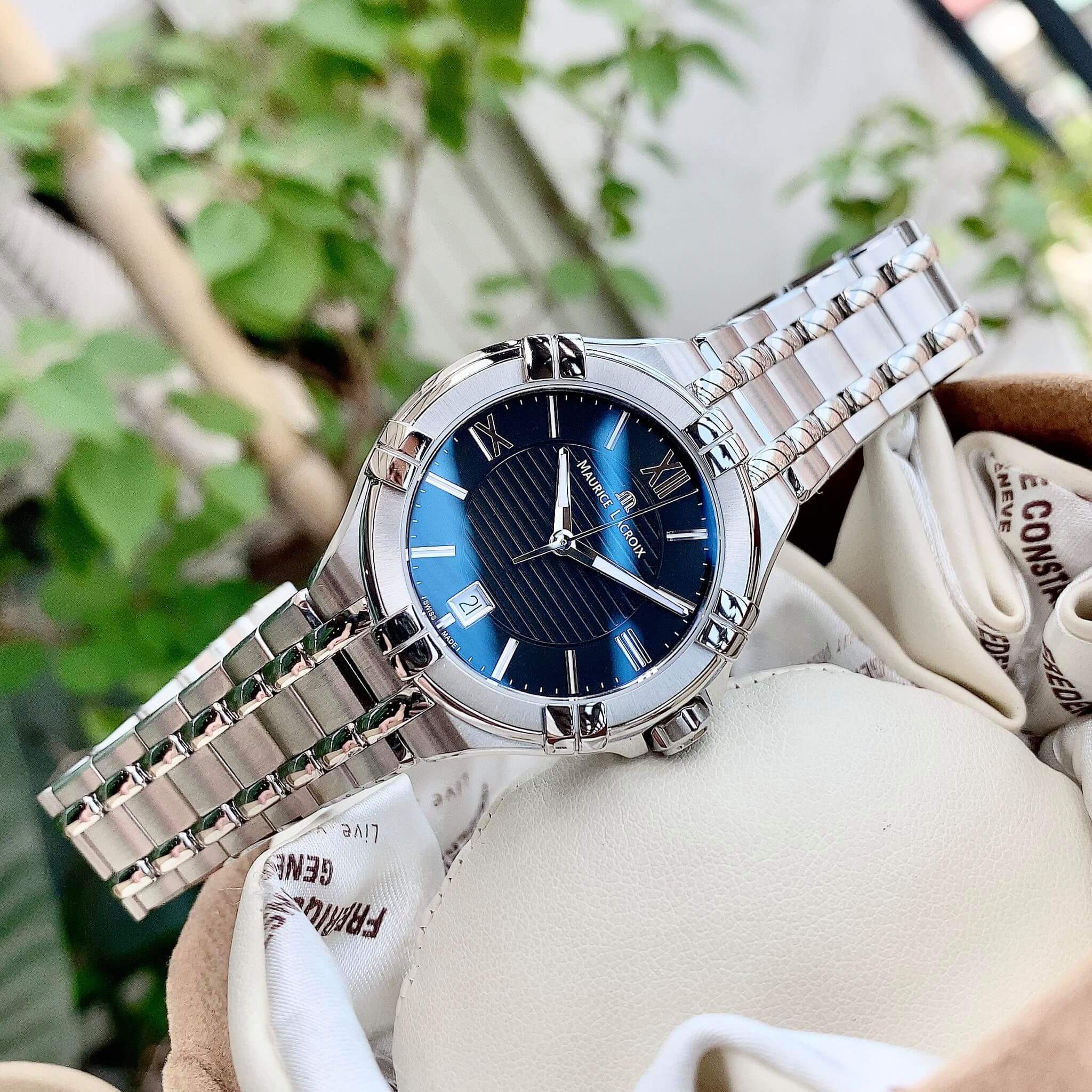 Maurice Lacroix AI1006-SS002-330-1