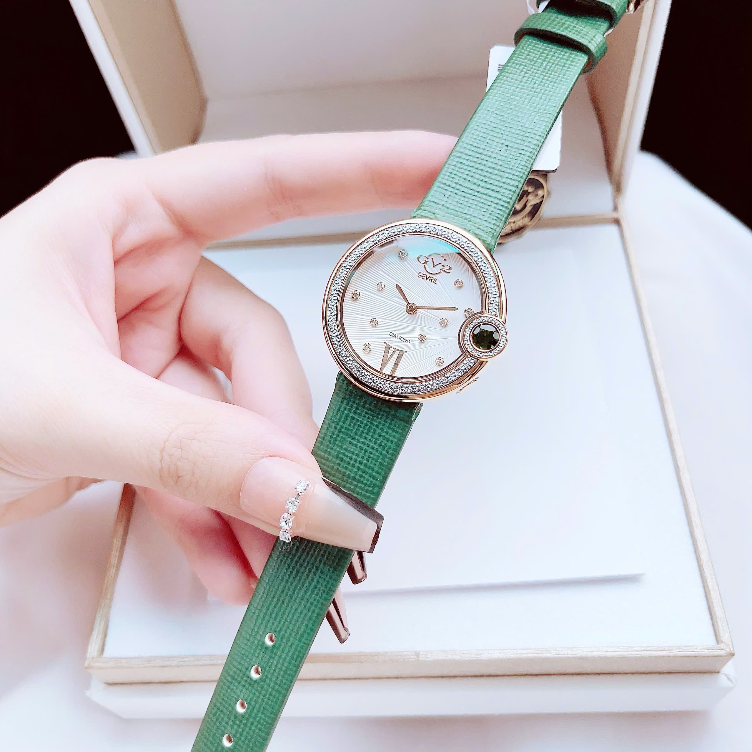Ảnh 5 của ( ĐỒNG HỒ NỮ ) GV2 14702 Women's Perugia Gemstone Diamond Watch