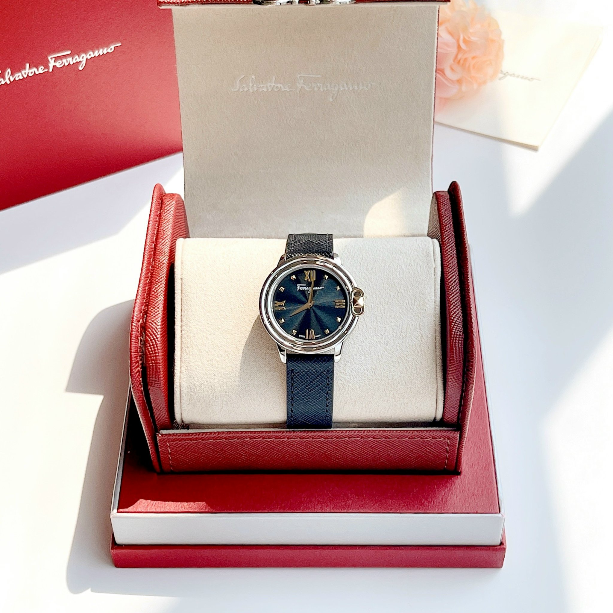 (ĐỒNG HỒ NỮ) Salvatore Ferragamo Studmania Women's Watch SFMJ00122 Màu Đen, 34mm
