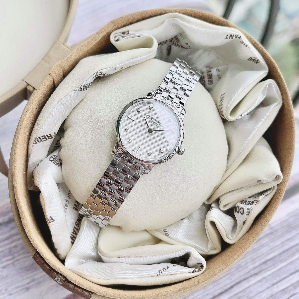 Frederique Constant FC-200STDS6B( FC200STDS6B) Cá Tính