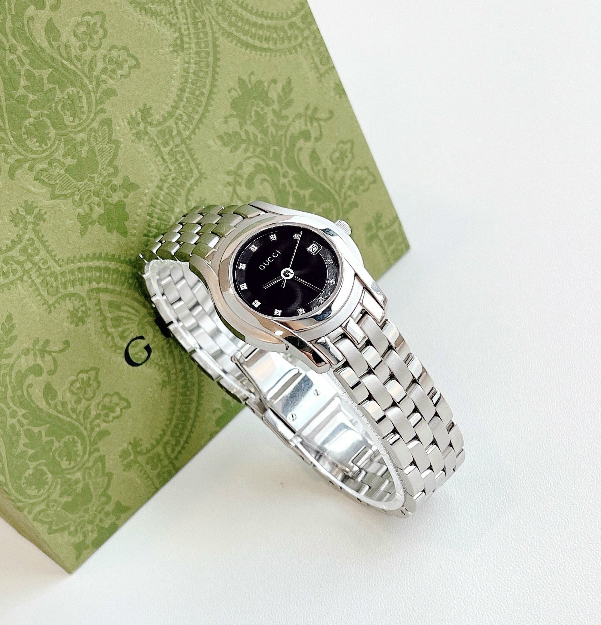 Ảnh 2 của (ĐỒNG HỒ NỮ) GUCCI 5505 G Class 27MM Black Dial Diamond Women Watch YA055504