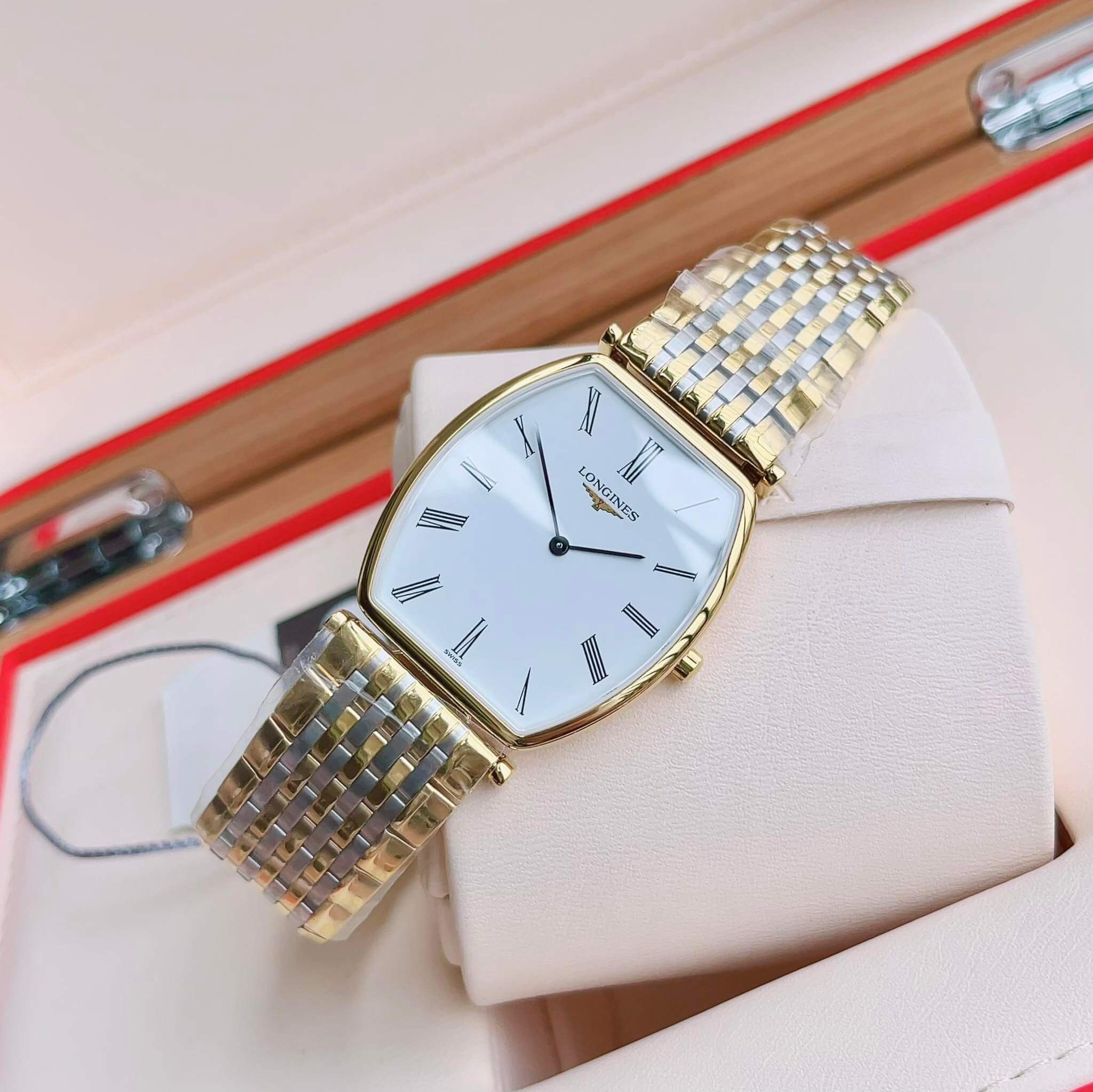 (ĐỒNG HỒ NAM) (New)  Longines La Grande Classique Tonneau Gents L4.705.2.11.7 ( L47052117 ) 29,7mmx33mm (37mm tròn)