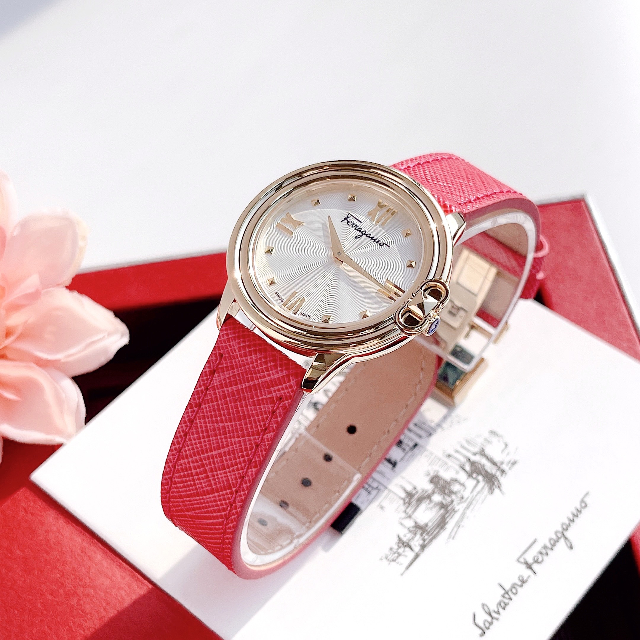 Ảnh 6 của (ĐỒNG HỒ NỮ) SALVATORE FERRAGAMO STUDMANIA  SFMJ00222 QUARTZ GOLD TONE