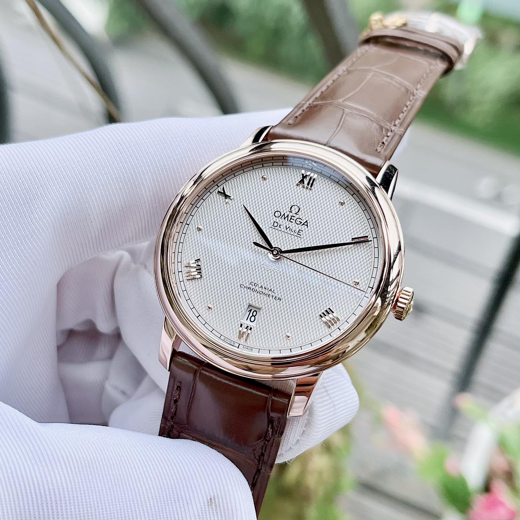 Ảnh 6 của (ĐỒNG HỒ NAM) (NEW) Omega De Ville Prestige Co‑Axial Master Chronometer Sedna™GOLD 424.53.40.20.99.001 ( 42453402099001)