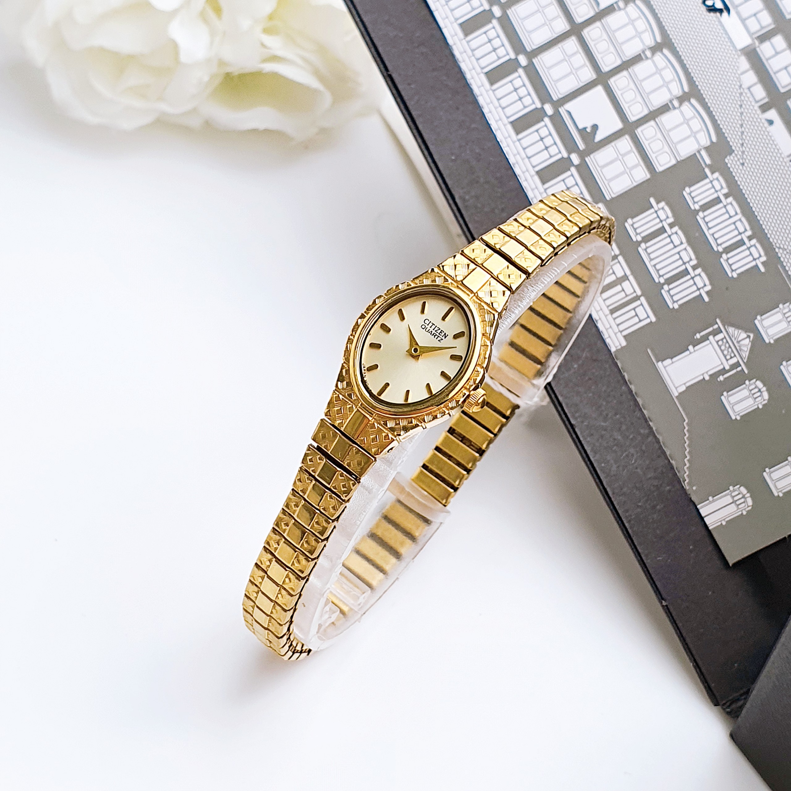 (ĐỒNG HỒ NỮ) Citizen Quartz EK3682-97P Bracelet Watch ( EK368297P )