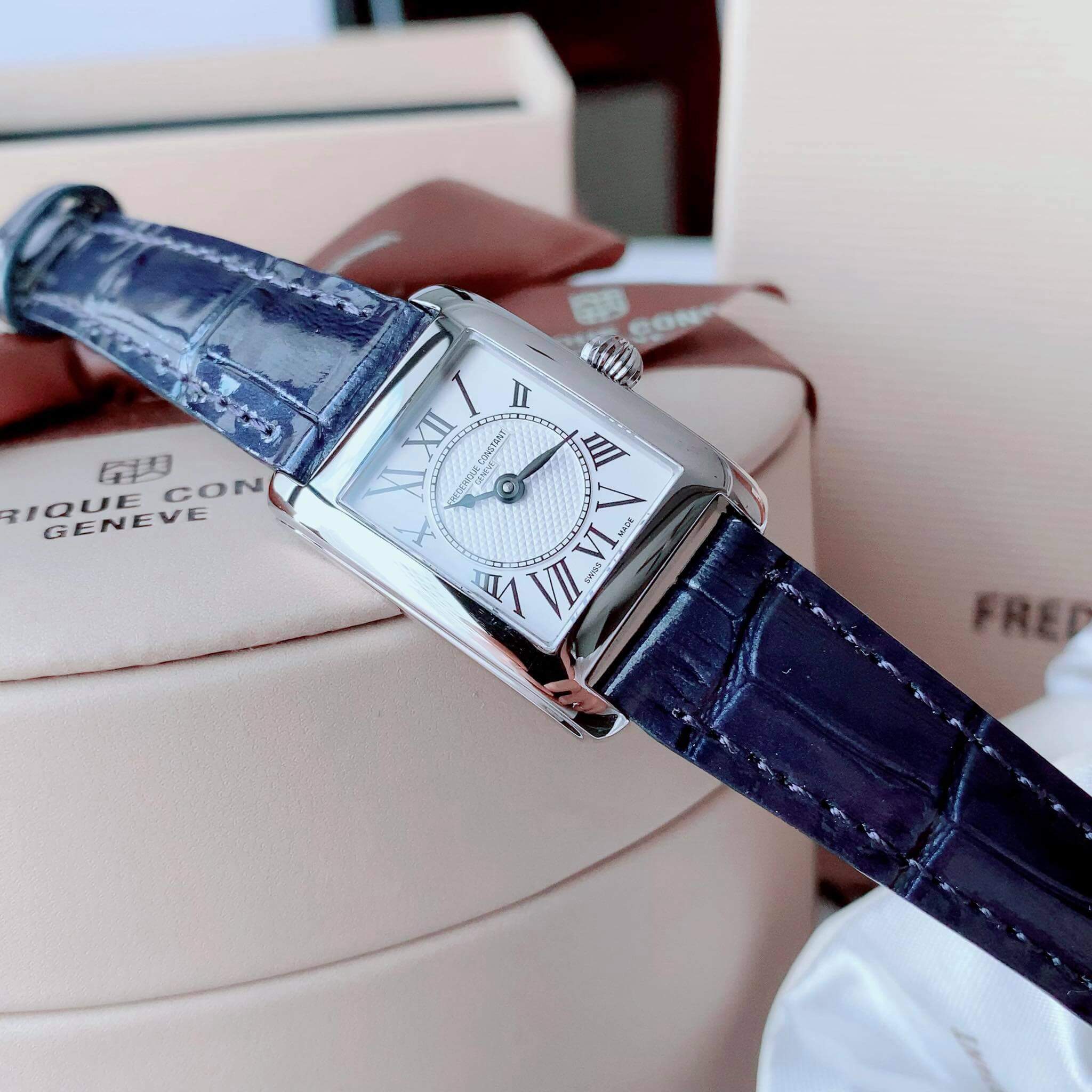(ĐỒNG HỒ NỮ) Frederique Constant Carree FC-200MC16 ( FC200MC16 ) ( 200MC16 ) 28mm