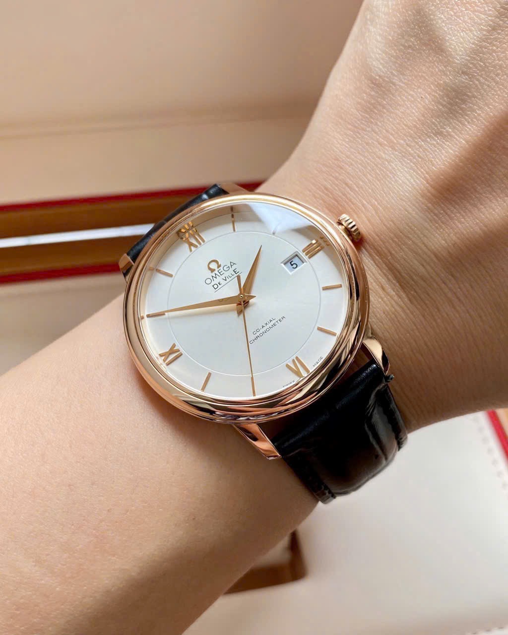 Ảnh 2 của (DEAL LƯỚT) (ĐỒNG HỒ NAM) OMEGA DE VILLE PRESTIGE 424.53.40.20.02.001 (42453402002001)