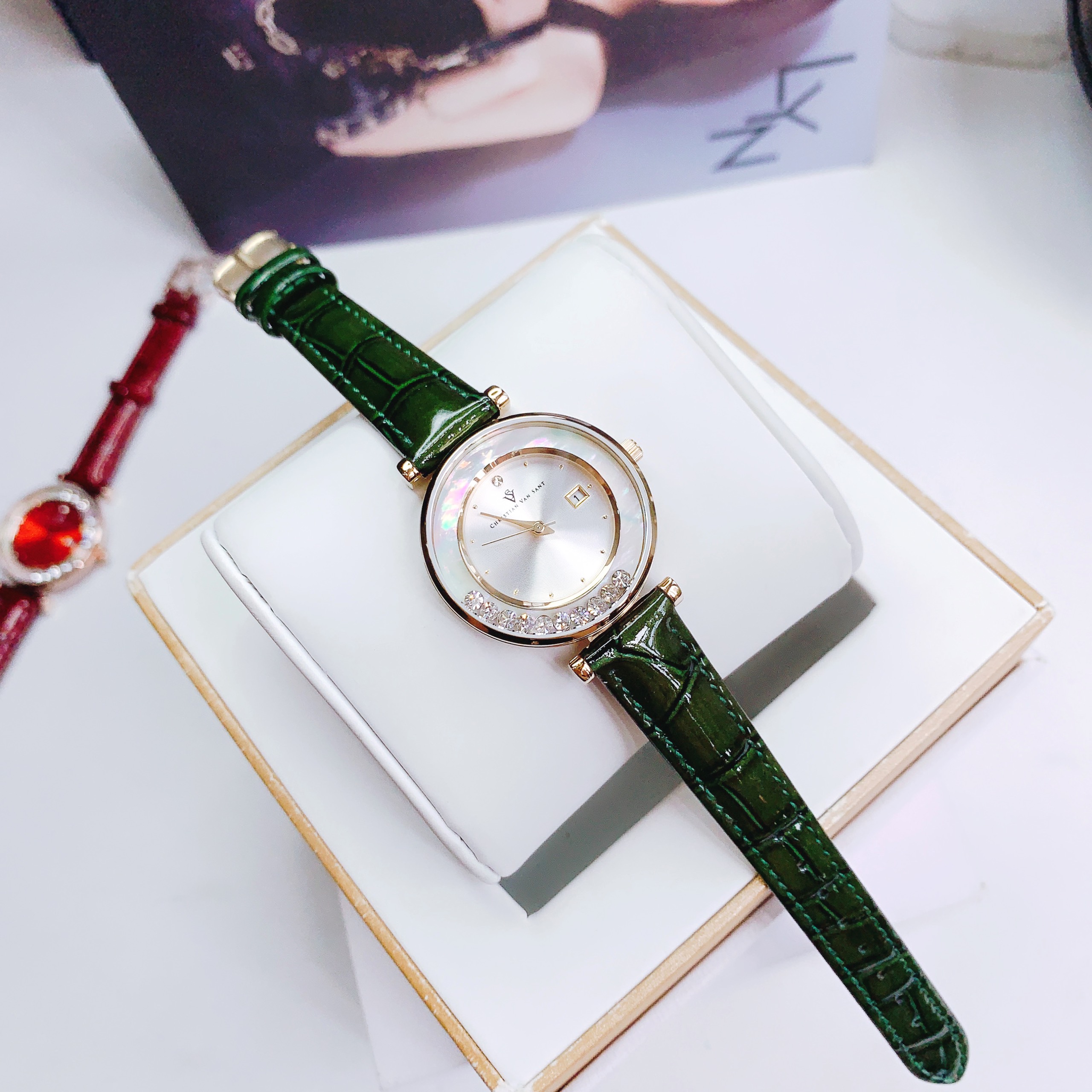 Ảnh 2 của (ĐỒNG HỒ NỮ) CHRISTIAN VAN SANT WOMEN'S BRIA SILVER DIAL WATCH - CV3814