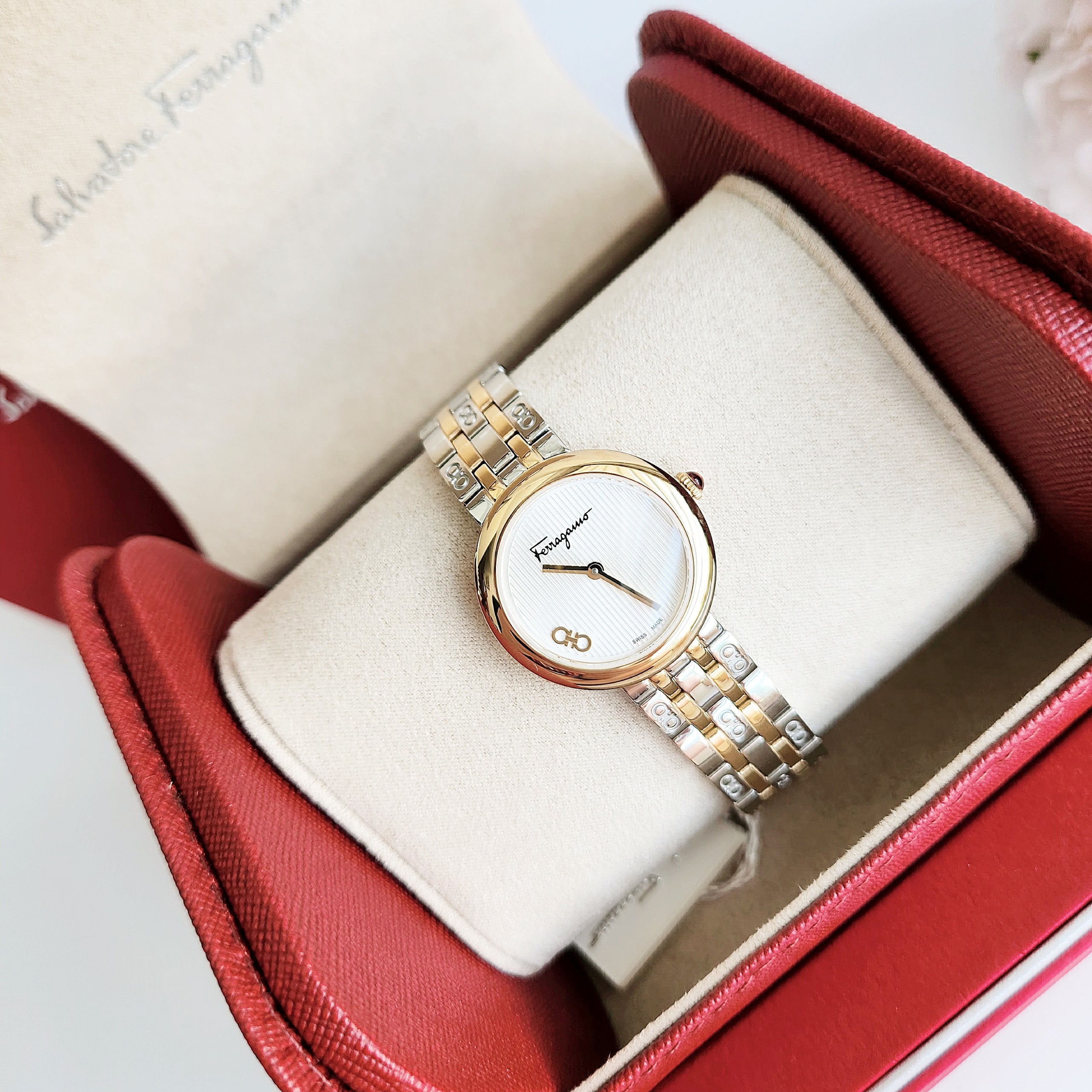 Ảnh 3 của (ĐỒNG HỒ NỮ) SALVATORE FERRAGAMO FERRAGAMO FOREVER BRACELET SFNL00820 WATCH 28MM