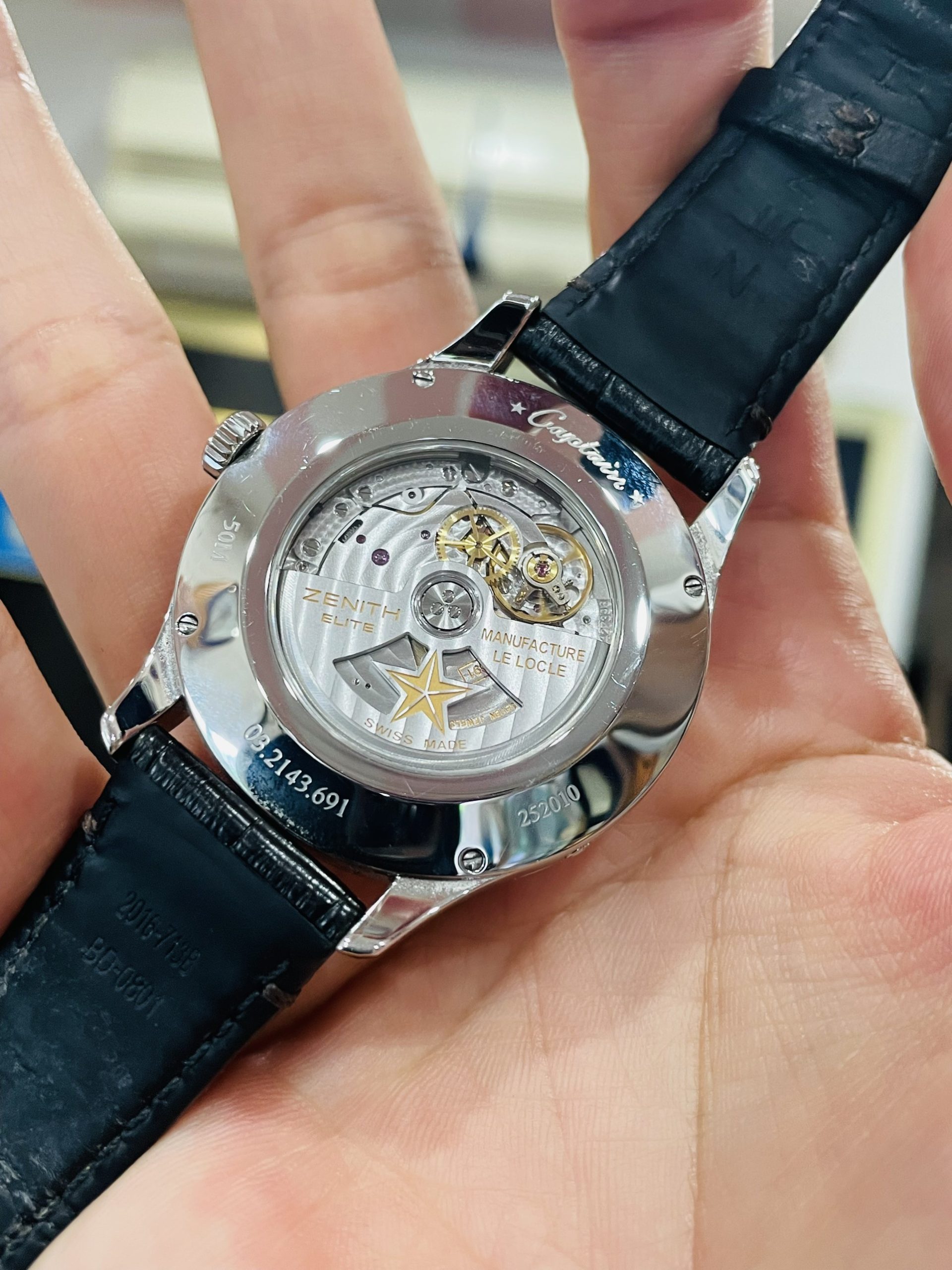 Ảnh 4 của [Deal Lướt] Zenith Captain Moonphase Automatic Men's Watch 03214369101C498