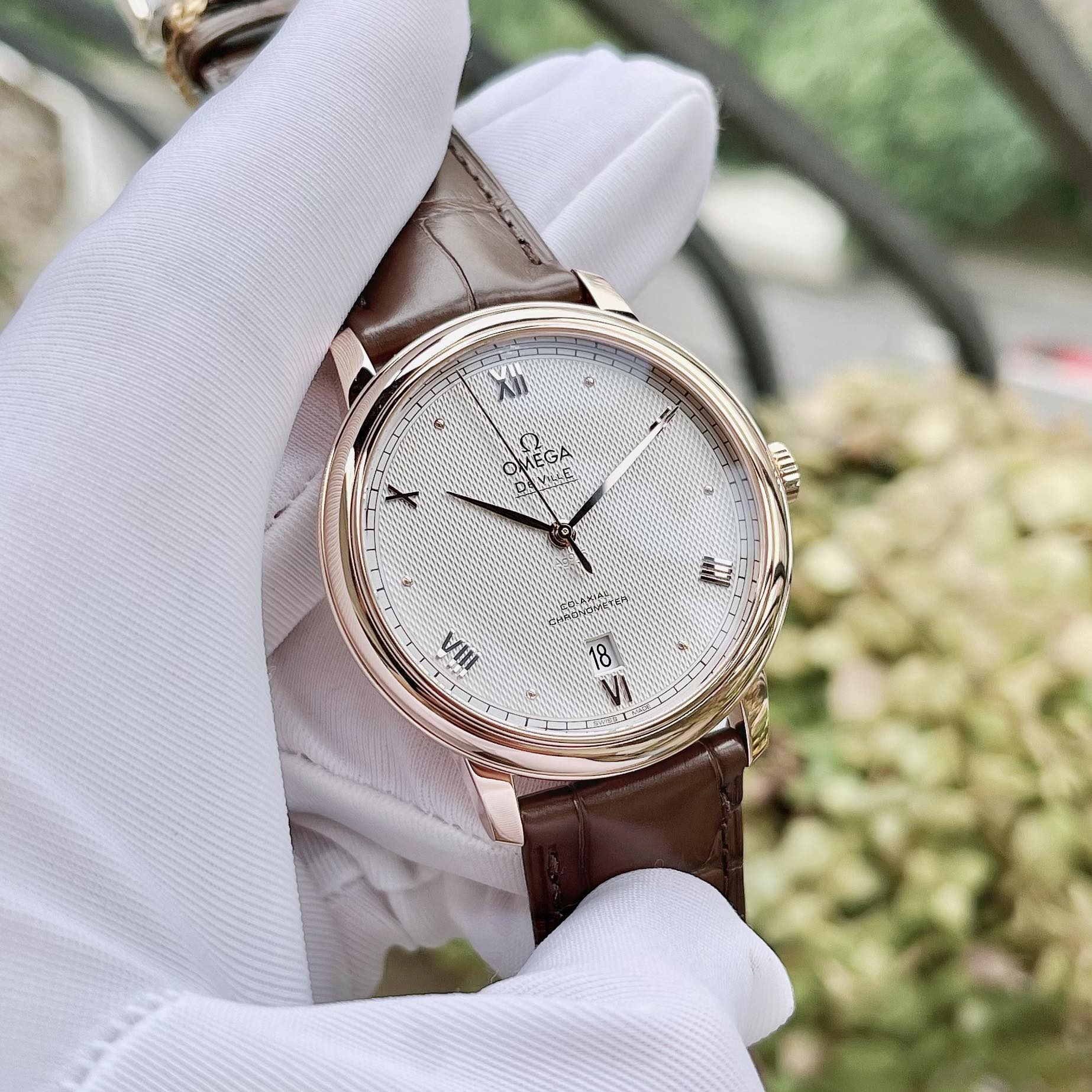 Ảnh 2 của (ĐỒNG HỒ NAM) (NEW) Omega De Ville Prestige Co‑Axial Master Chronometer Sedna™GOLD 424.53.40.20.99.001 ( 42453402099001)