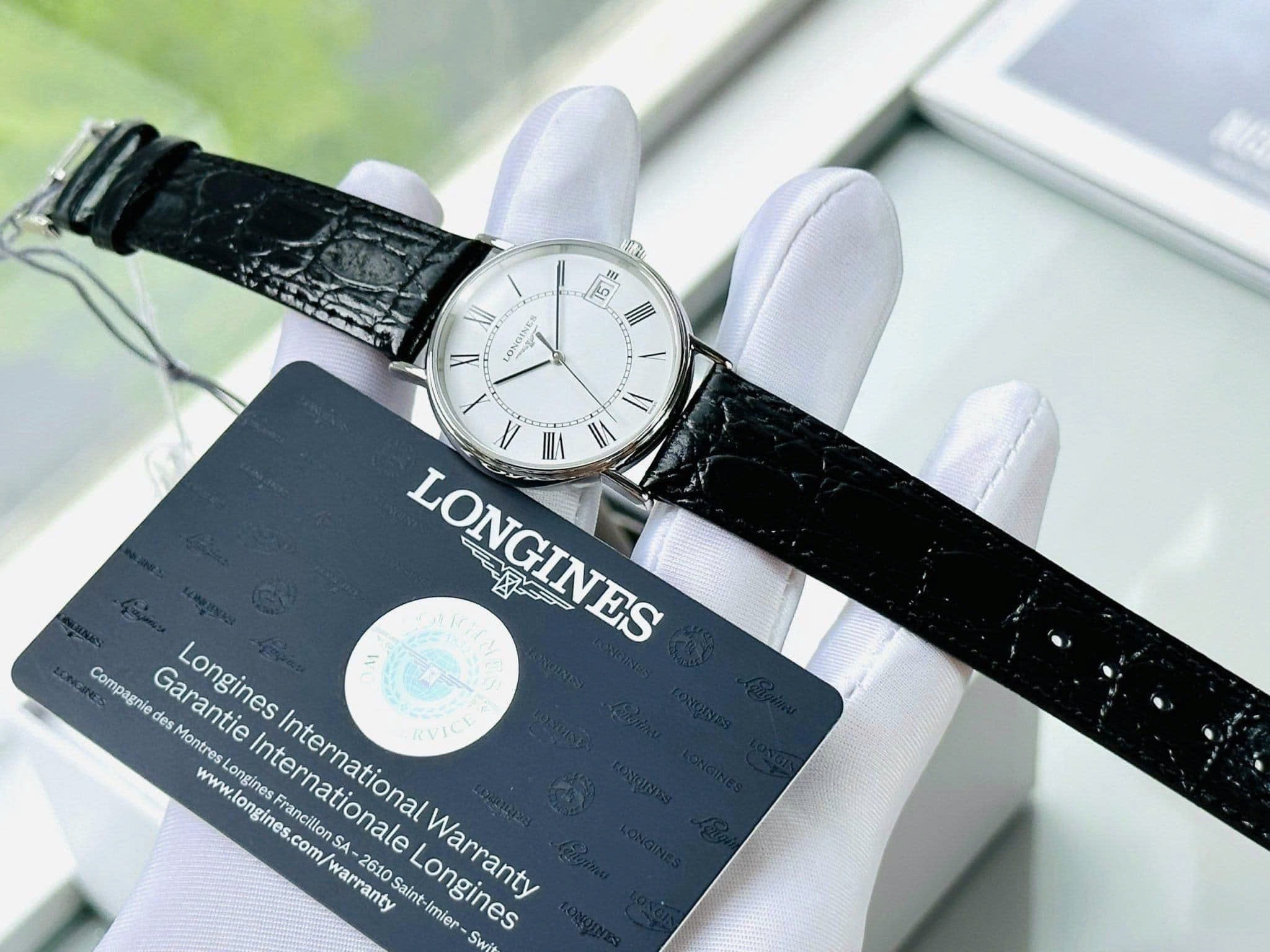 (ĐỒNG HỒ NỮ) (NEW) Longines Presence White Dial Black Leather Unisex L4.819.4.11.2 (L48194112)