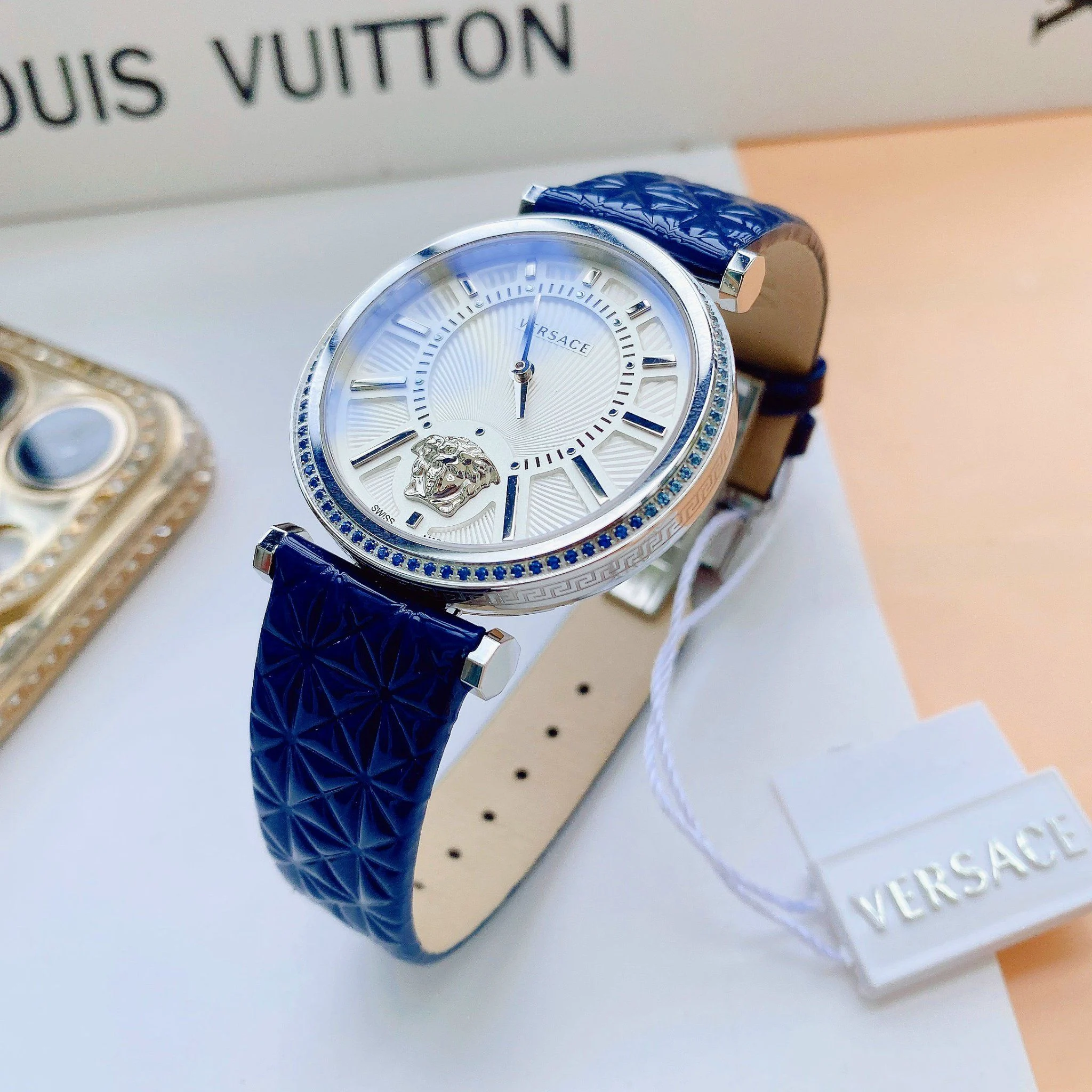(ĐỒNG HỒ NỮ) Versace Quartz VQG060015 V-Helix Blue Leather Ladies Watch