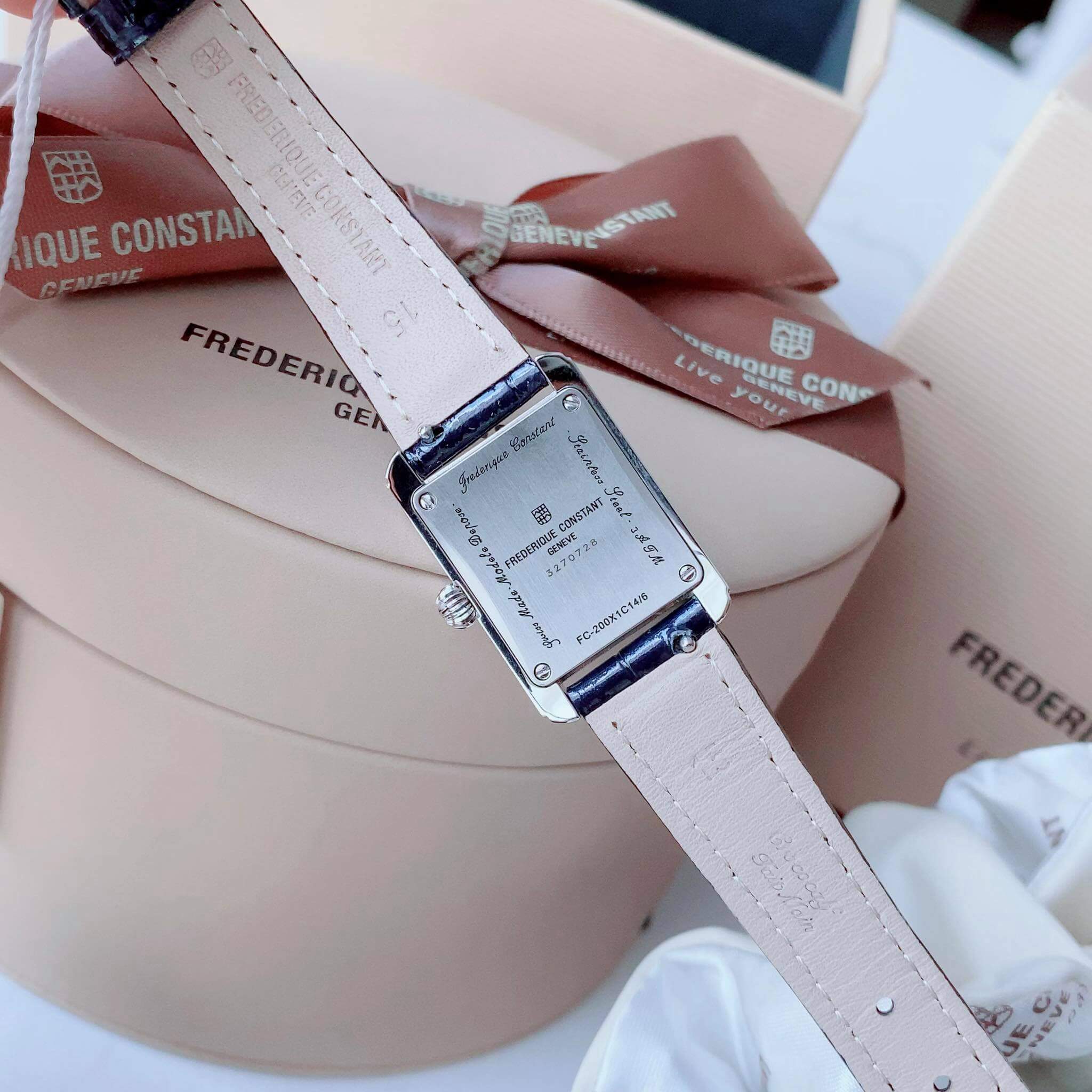 Ảnh 3 của (ĐỒNG HỒ NỮ) Frederique Constant Carree FC-200MC16 ( FC200MC16 ) ( 200MC16 ) 28mm