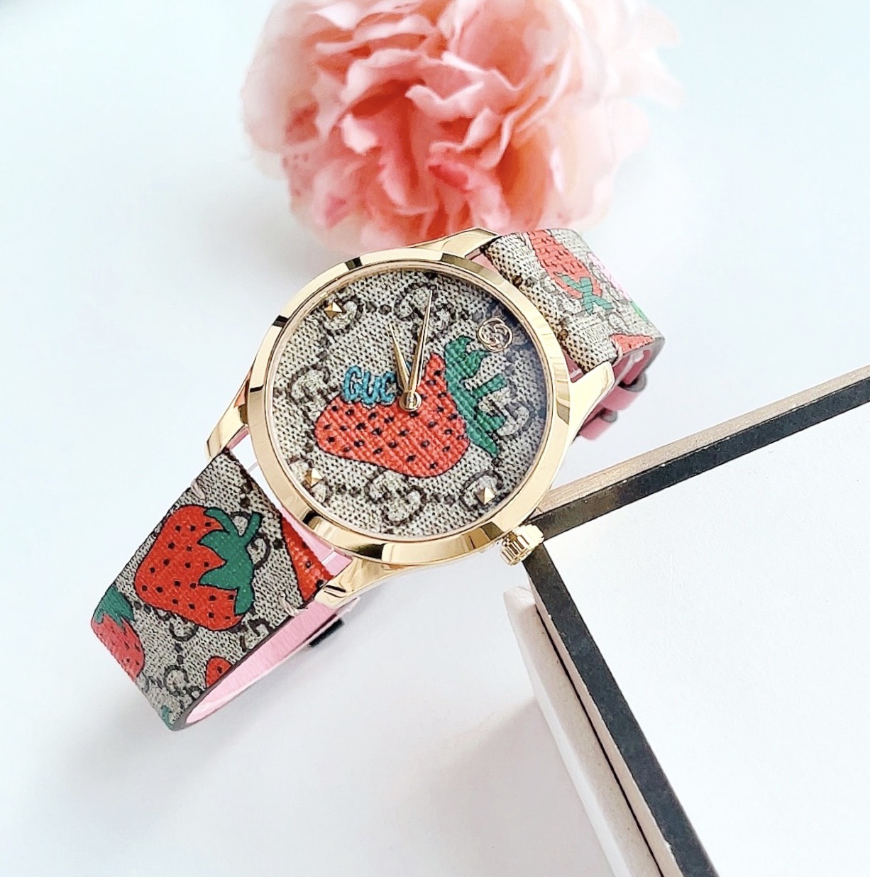 Ảnh 2 của (ĐỒNG HỒ NỮ) Gucci G-Timeless Strawberry Watch YA1264133 38mm