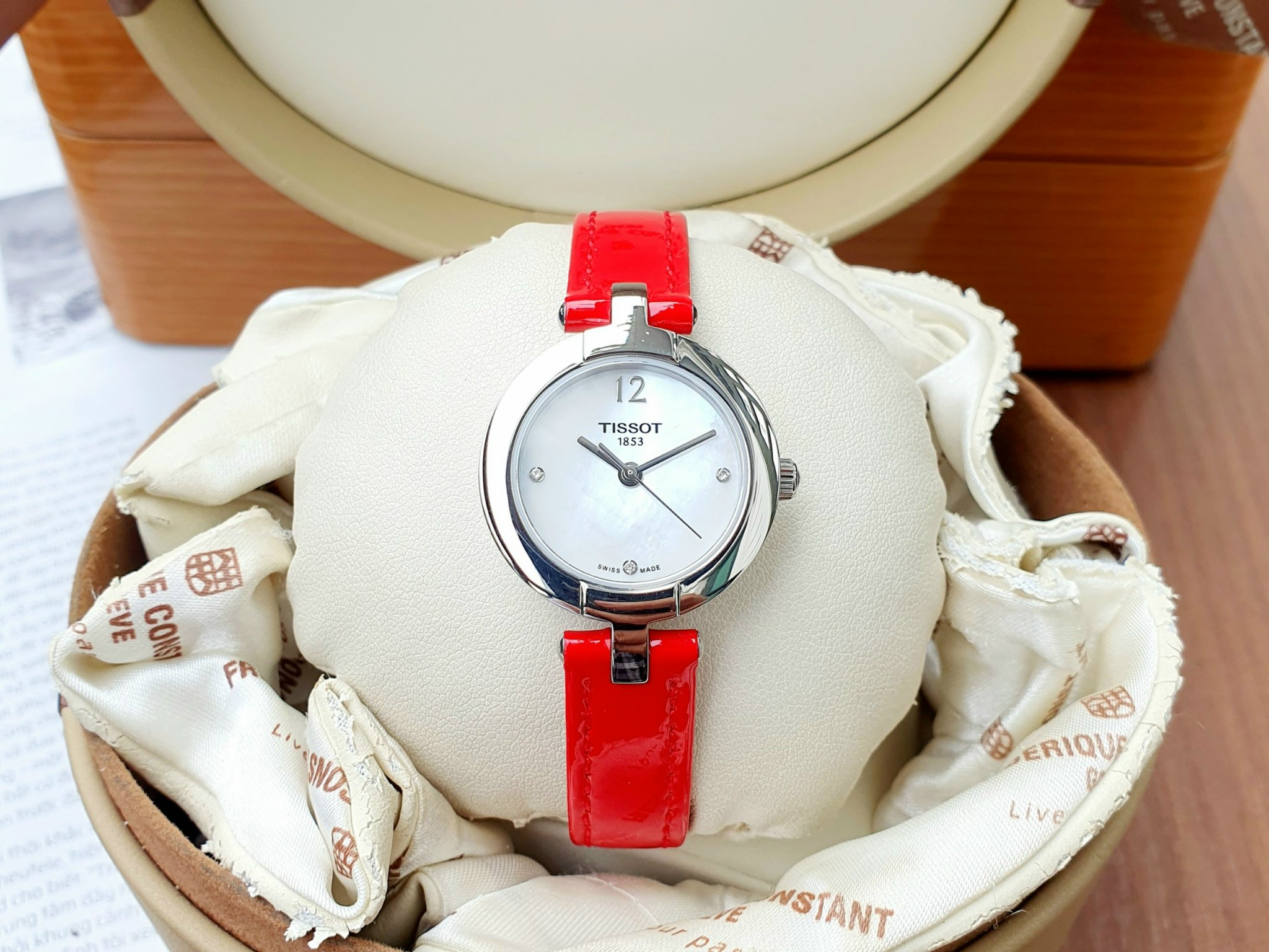 (ĐỒNG HỒ NỮ) Tissot Pinky T084.210.16.116.00 ( T0842101611600 ) 28mm