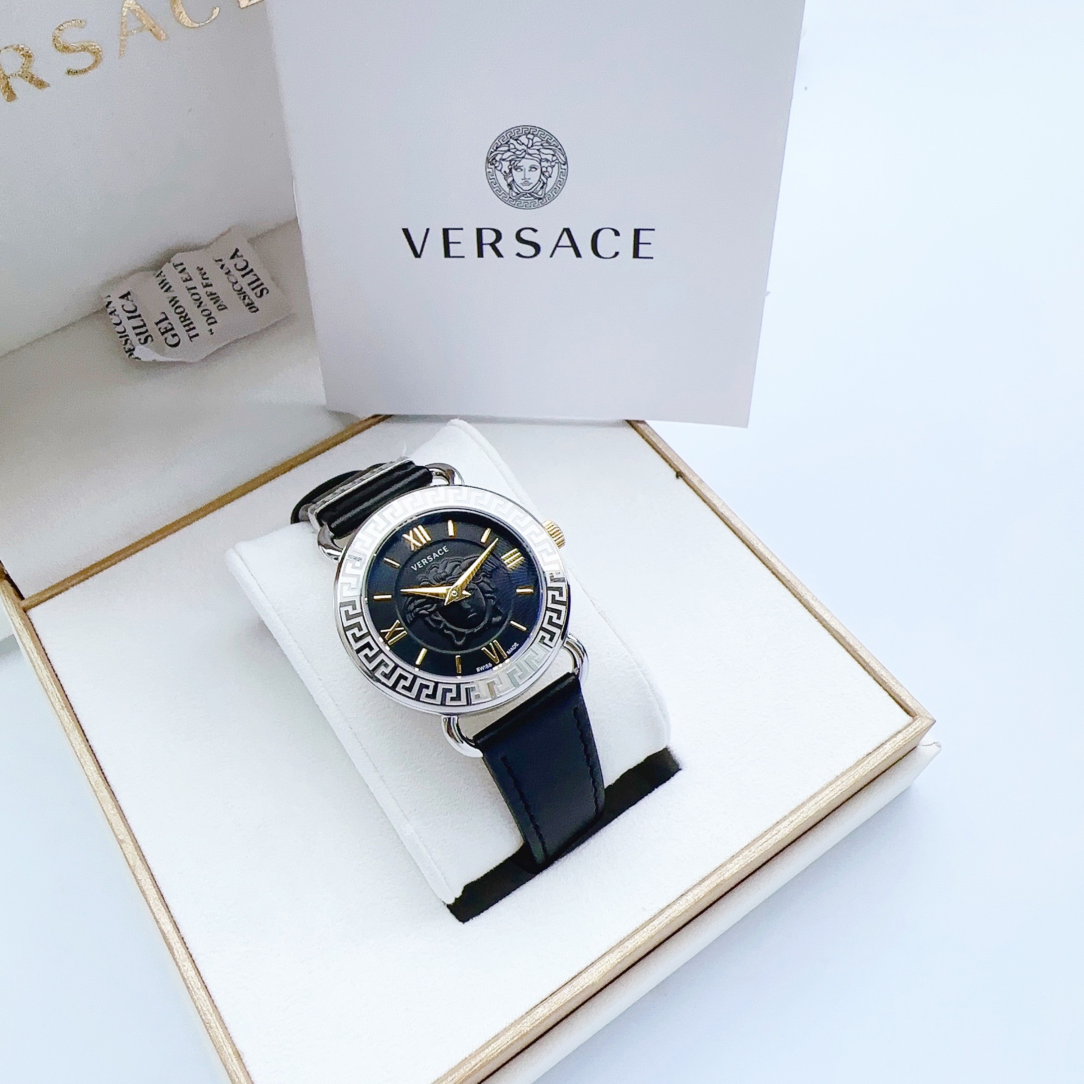 (ĐỒNG HỒ NỮ) Versace Medusa Strap Watch 36mm VEPU00921