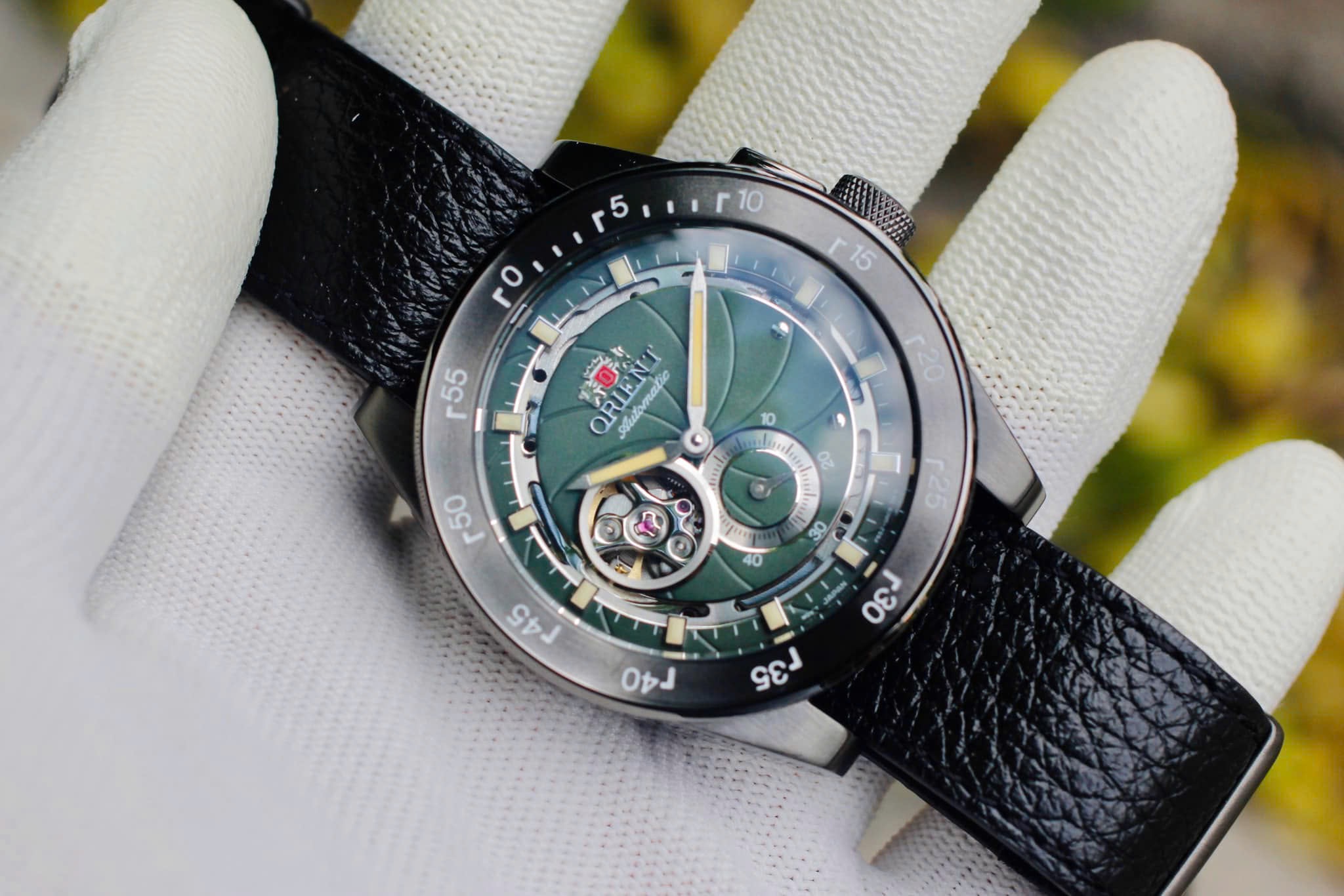 Ảnh 3 của (ĐỒNG HỒ NAM) Orient Automatic Retro Future Camera RA-AR0202E10B ( RA-AR0202E ) (RN-AR0202E )
