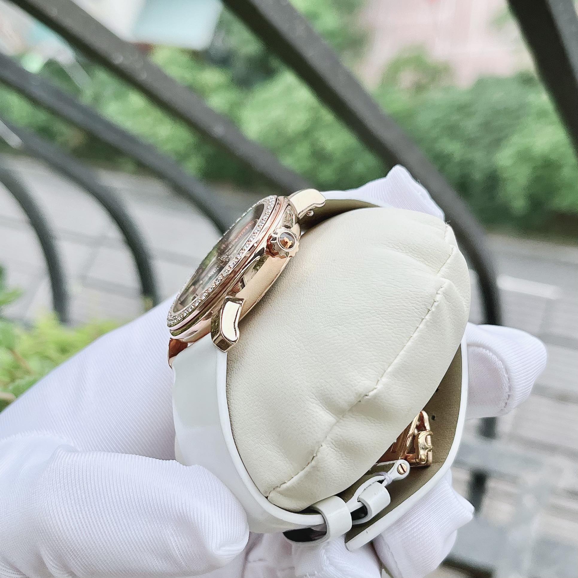 Ảnh 7 của (ĐỒNG HỒ NỮ) Frederique Constant Heart Beat Automatic Diamond Brown Dial Brown Satin FC-310CLHB2PD4 ( FC310CLHB2PD4 ) ( 310CLHB2PD4 )