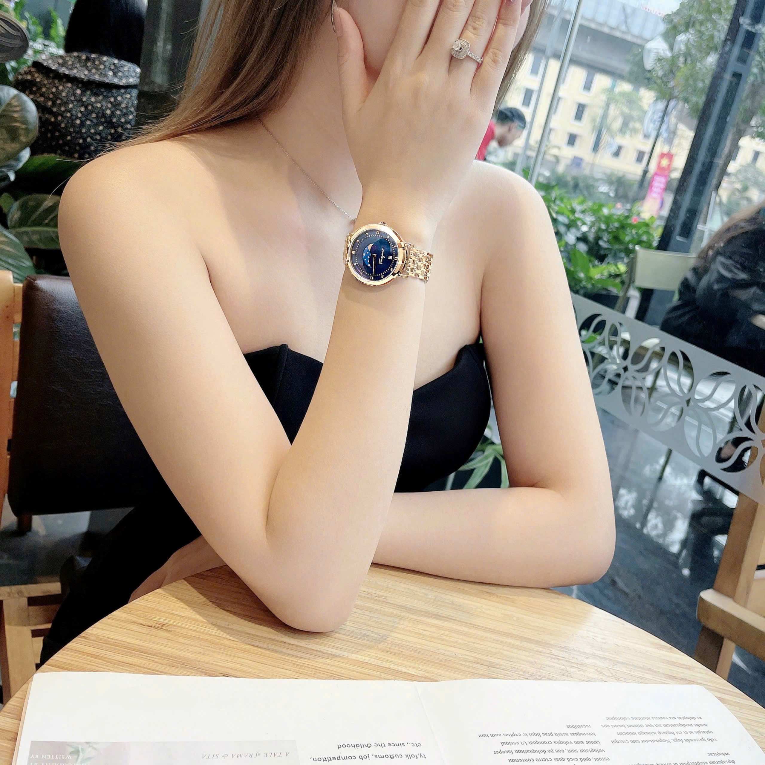 Ảnh 6 của ( ĐỒNG HỒ NỮ ) Salvatore Ferragamo Logomania Moon Watch 36mm SFUH00521