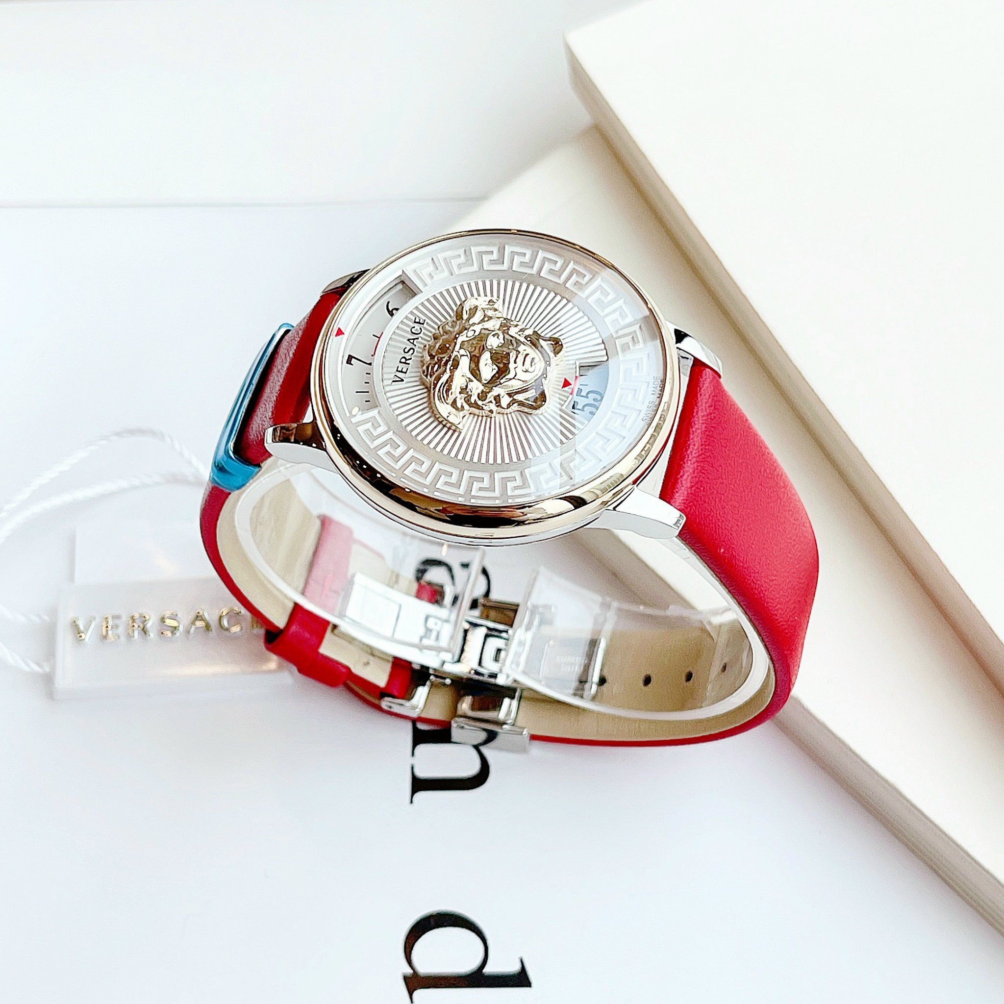 ĐỒNG HỒ NỮ Versace PVEZ2001 Medusa Icon Watch 38mm