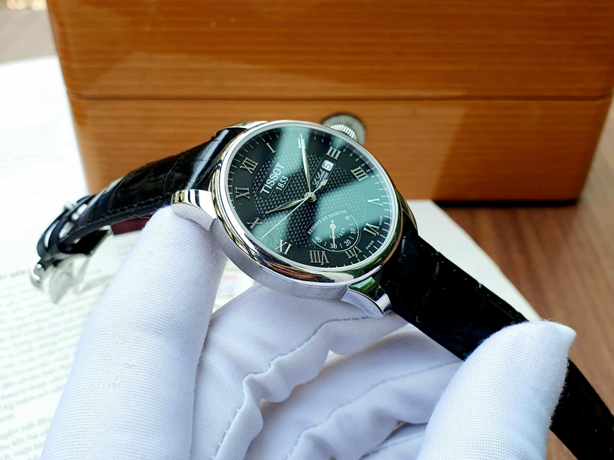 Ảnh 4 của (ĐỒNG HỒ NAM) Tissot Le Locle Automatic Power Reserve T006.424.16.053.00 (T0064241605300) 39mm