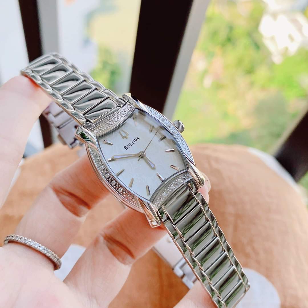 Ảnh 4 của (ĐỒNG HỒ NỮ) BULOVA 96R135 DIAMOND SILVER TONE DÂY KIM LOẠI 26mm