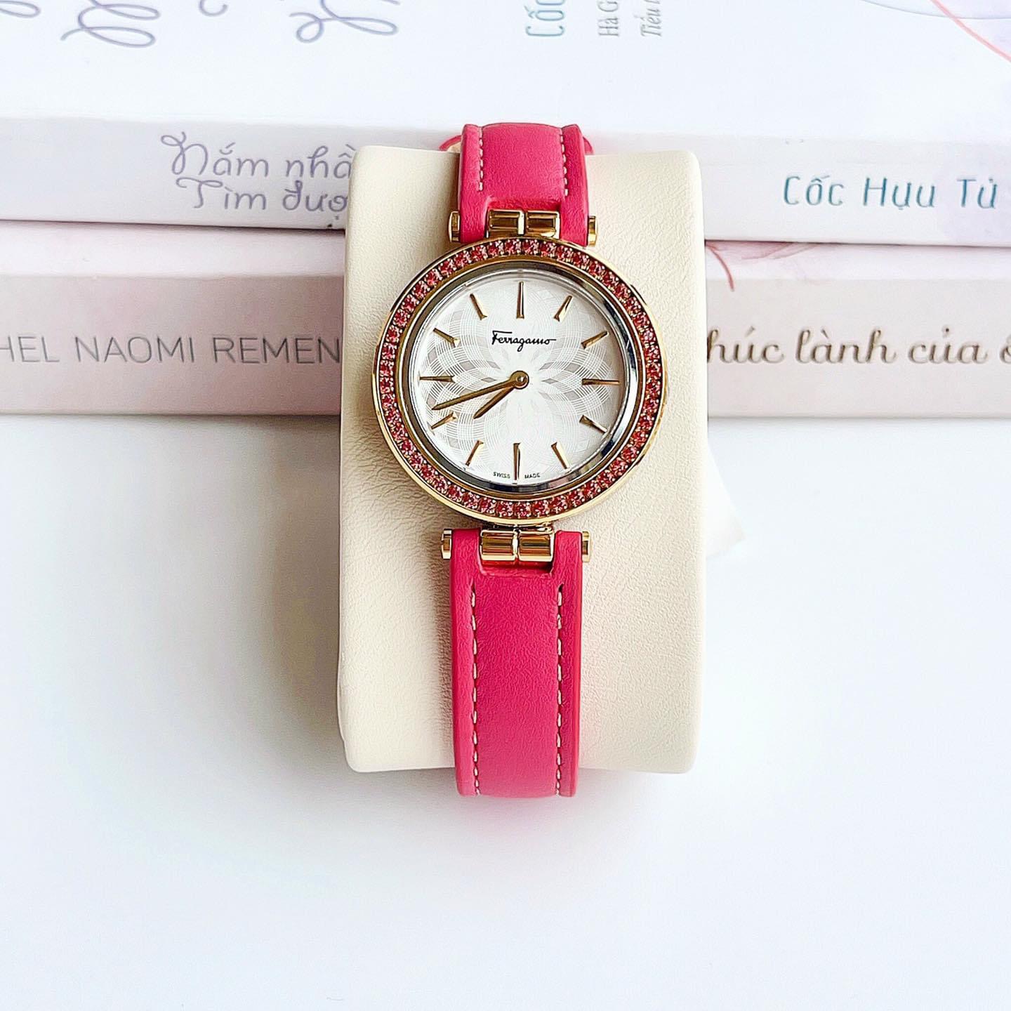 Ảnh 2 của (ĐỒNG HỒ NỮ) SALVATORE FERRAGAMO FIB030015 Intreccio Analog Display Quartz Pink Watch, 31mm