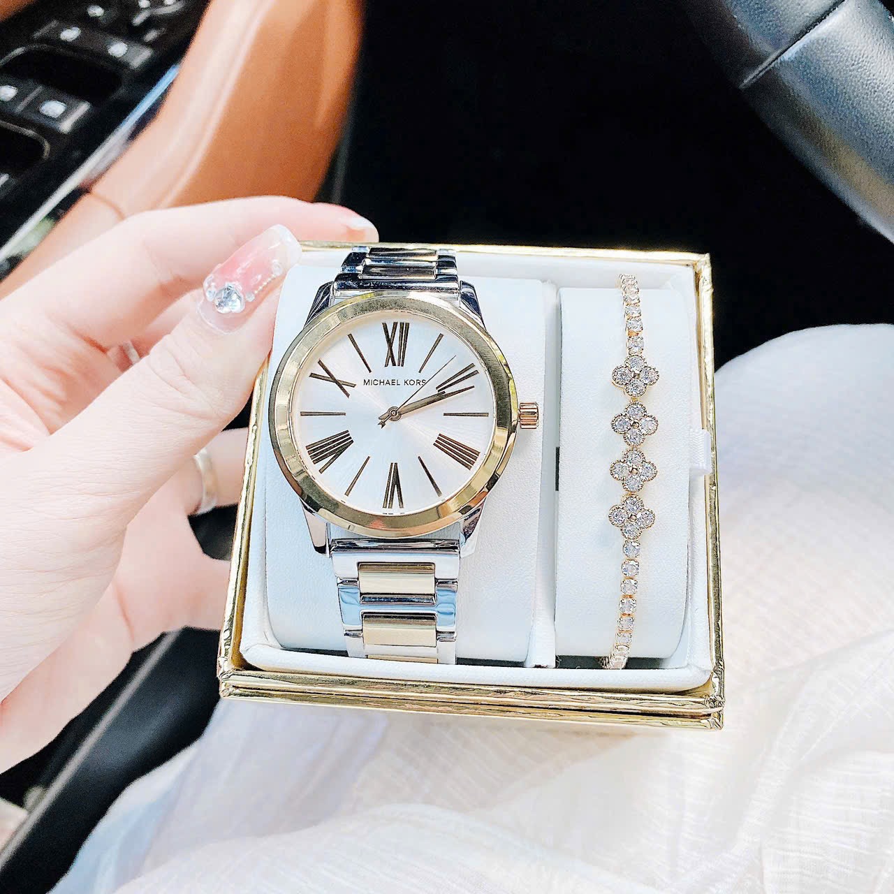 Ảnh 5 của ĐỒNG HỒ NỮ MICHAEL KORS HARTMAN LADIES WATCH MK3521 38MM