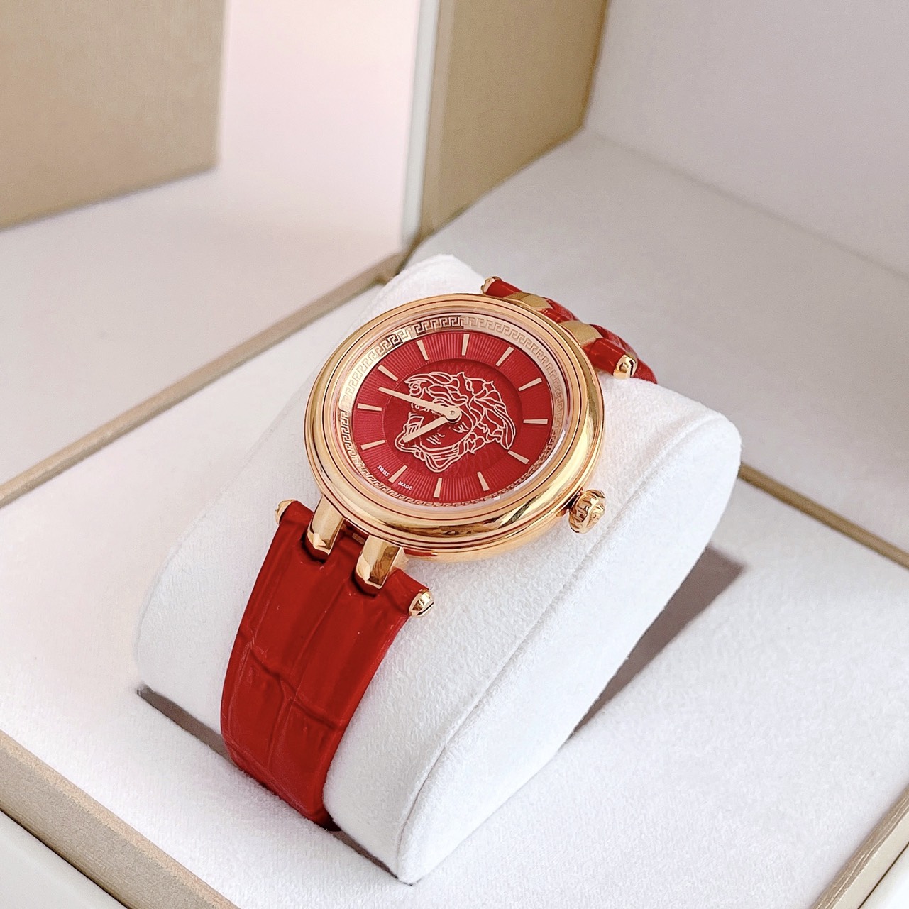 (ĐỒNG HỒ NỮ) Versace VQE100016 Women's Khai Women's Red Dial Watch 38mm