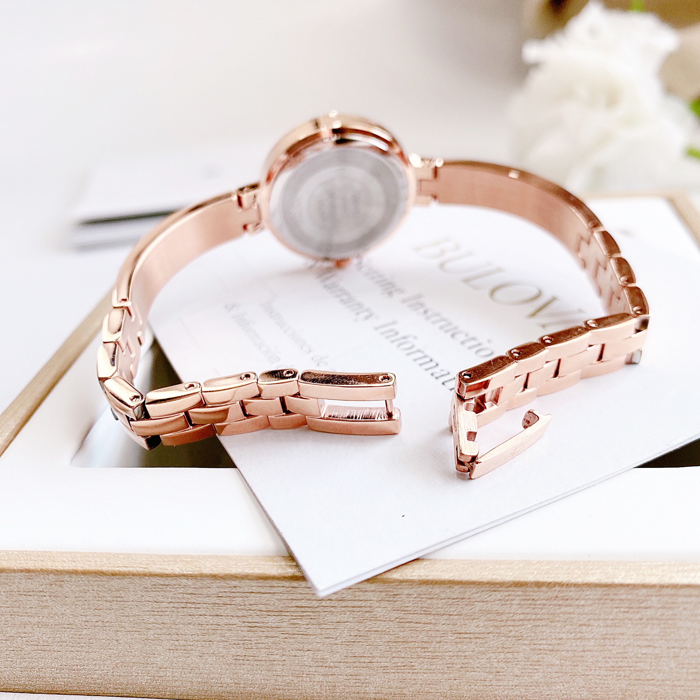 Ảnh 6 của (ĐỒNG HỒ NỮ) Bulova (98L298) Ladies Crystal Collection Rose Gold Tone 26mm Watch