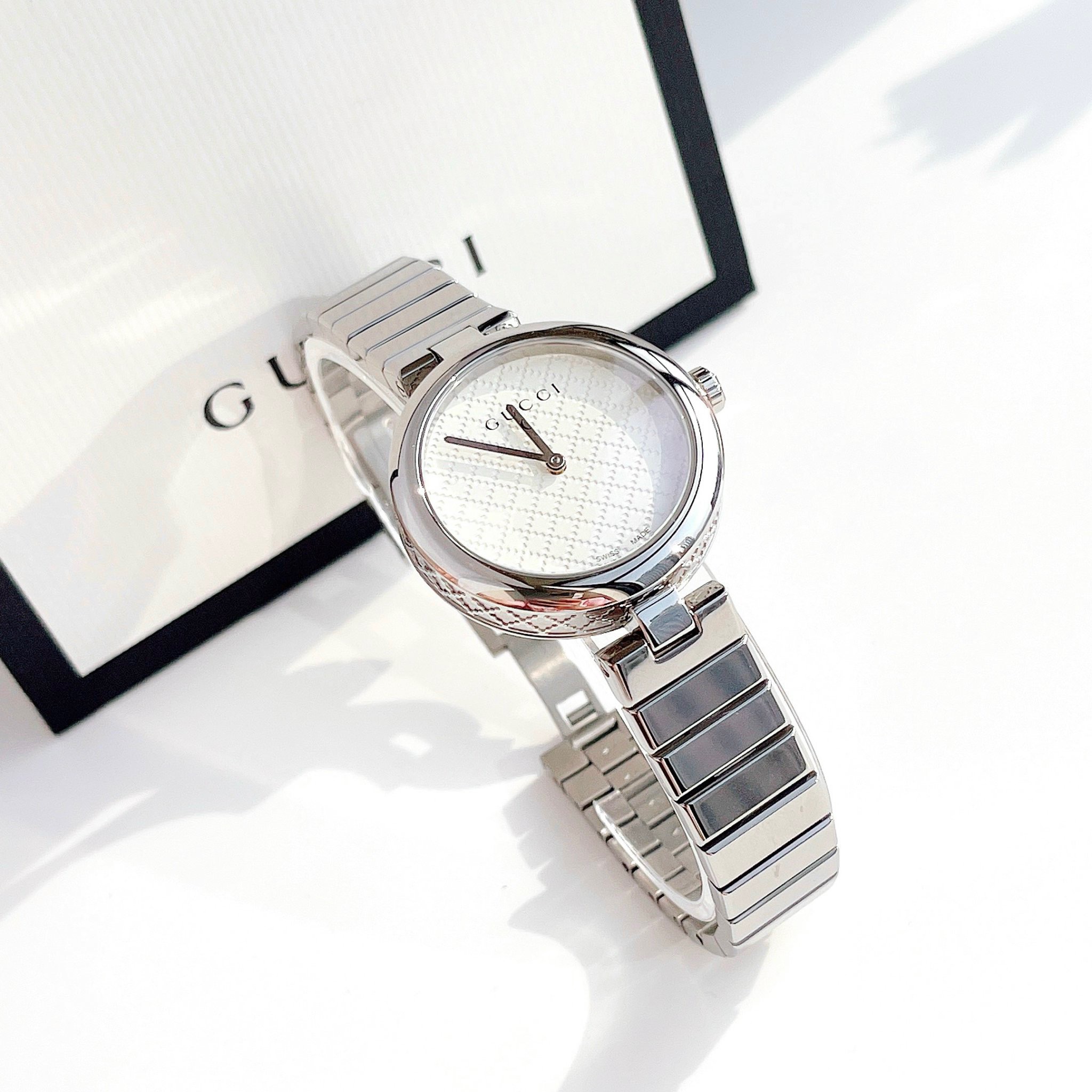 Ảnh 4 của (ĐỒNG HỒ NỮ) GUCCI DIAMANTISSIMA STAINLESS STEEL MEDIUM LADIES WATCH YA141402, 32mm