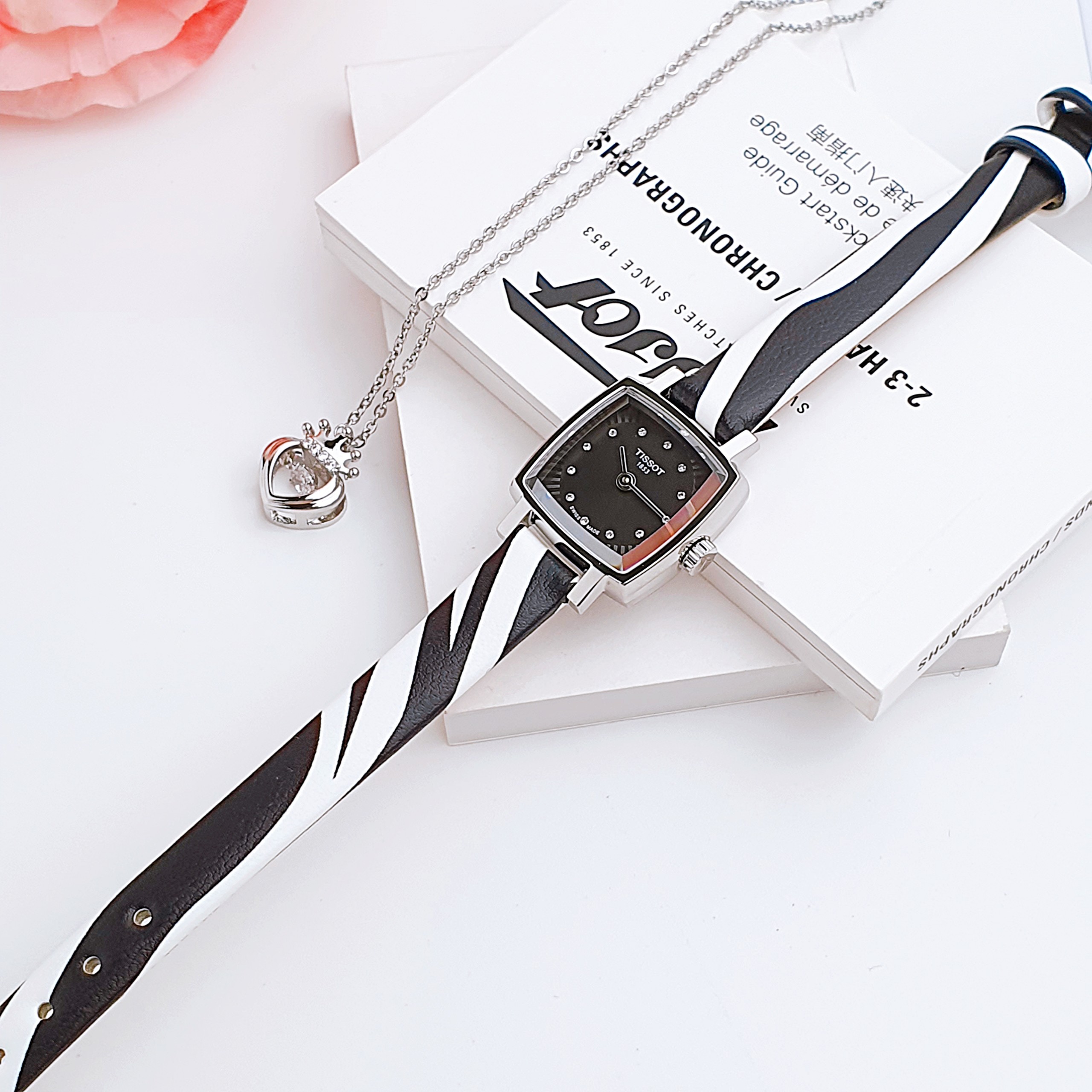 Ảnh 5 của (ĐỒNG HỒ NỮ) Tissot Lovely Quartz Diamond Black Dial Ladies Watch T058.109.17.056.00 (T0581091705600)