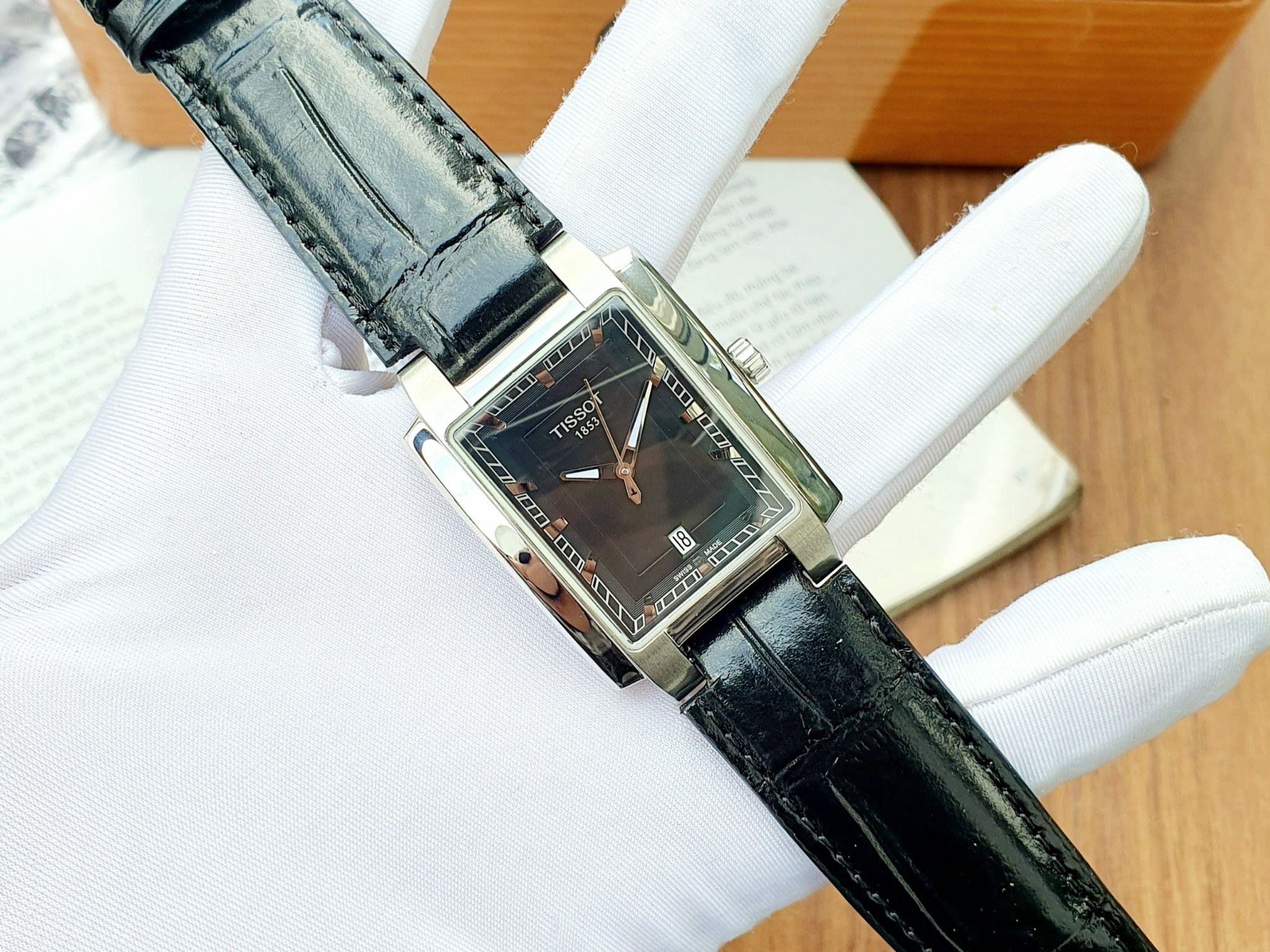 Ảnh 6 của ( ĐỒNG HỒ NAM ) Tissot T-Trend T061.510.16.051.00 TXL Watch 31mm x 35mm