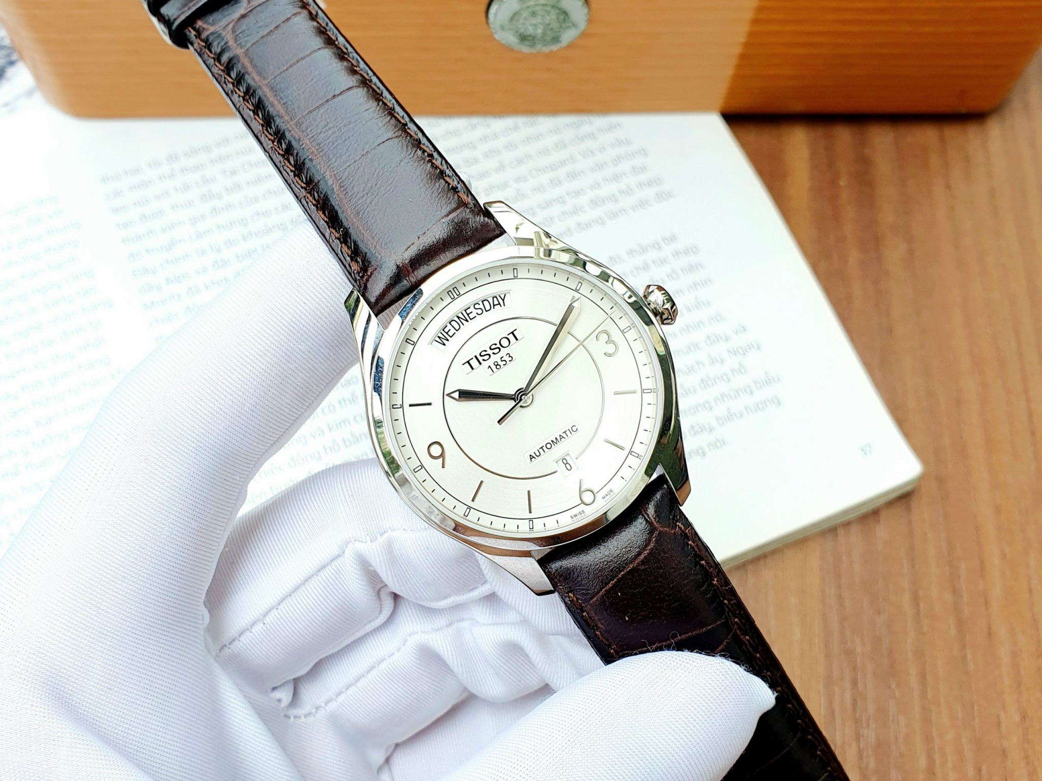 (ĐỒNG HỒ NAM) Tissot Automatic T-one White T038.430.16.037.00 ( T0384301603700 ) 38.5mm