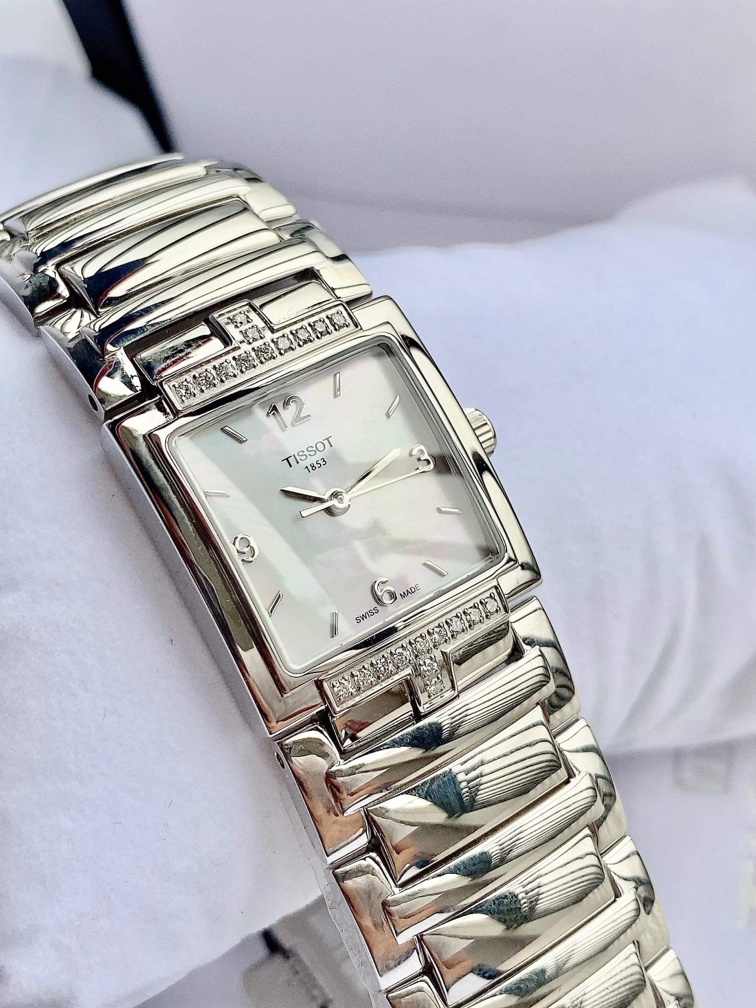 Ảnh 4 của Tissot T0513106111700
