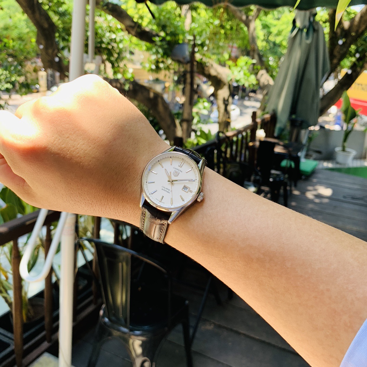Ảnh 13 của Tag Heuer 39mm -Hiếm - Màu Trắng Ngọc Trinh Thanh Lịch
