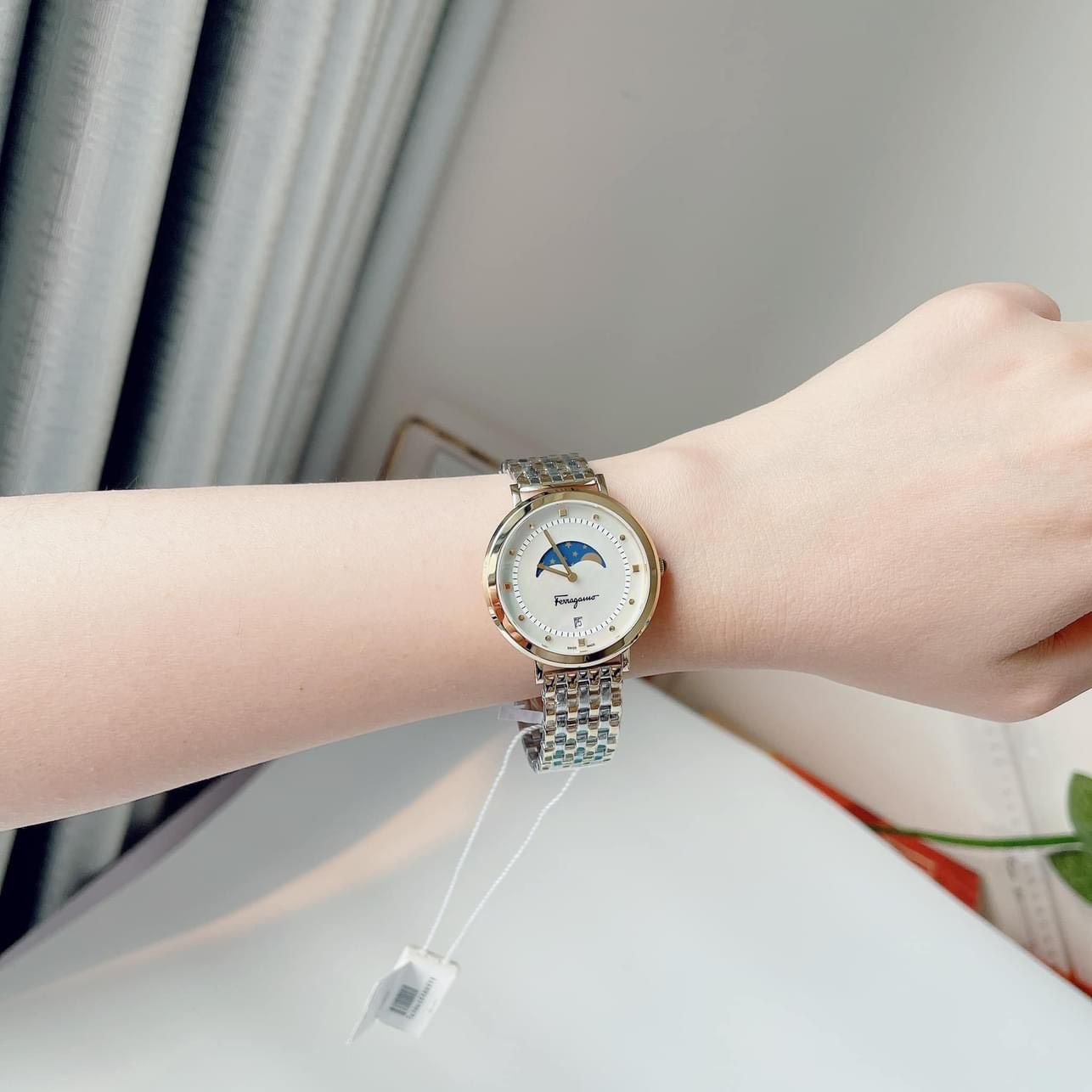 Ảnh 5 của (ĐỒNG HỒ NỮ) Salvatore Ferragamo SFUH00421 Logomania Moon Watch 36mm