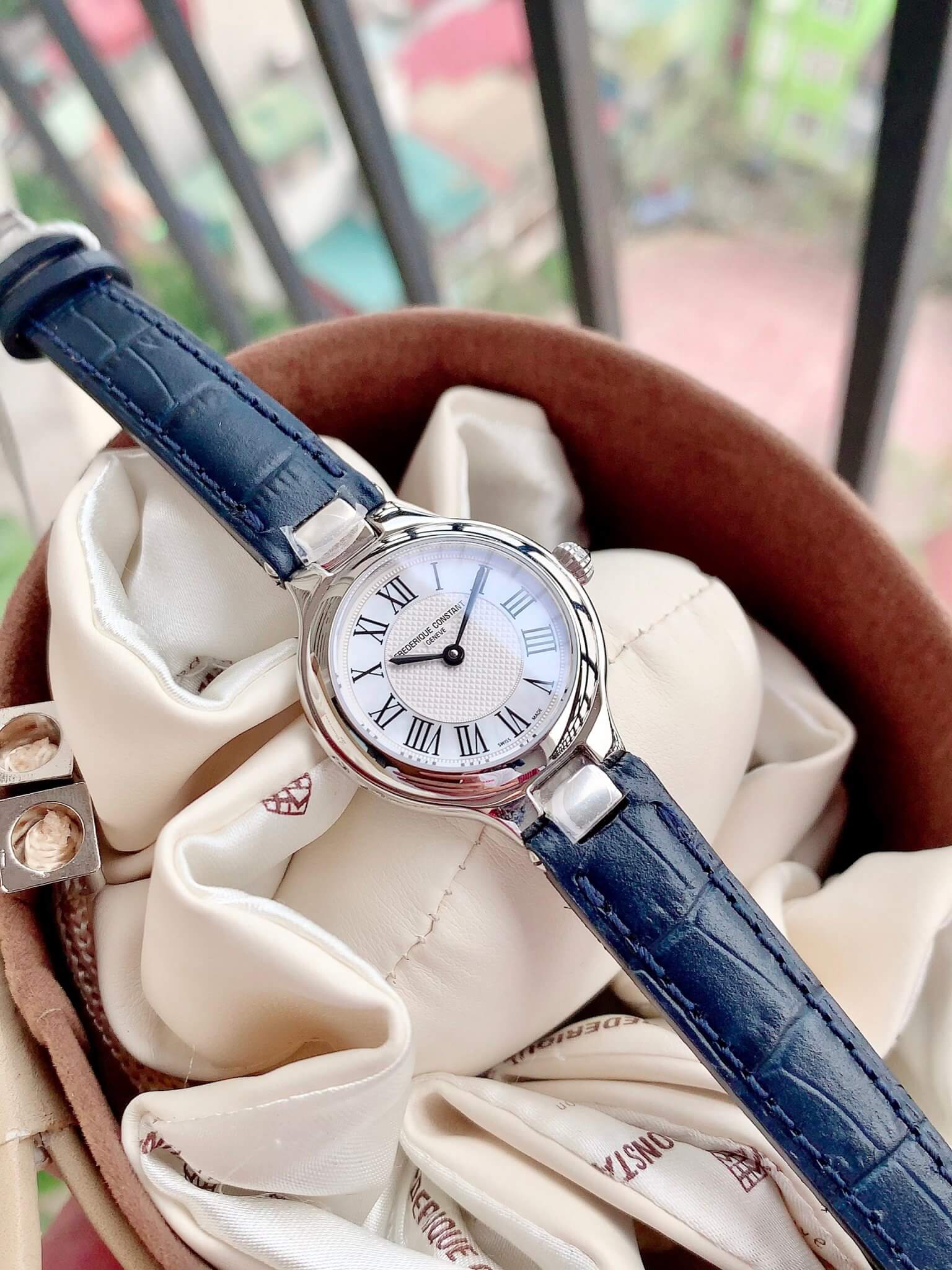 Ảnh 3 của Frederique Constant 200M1ER36