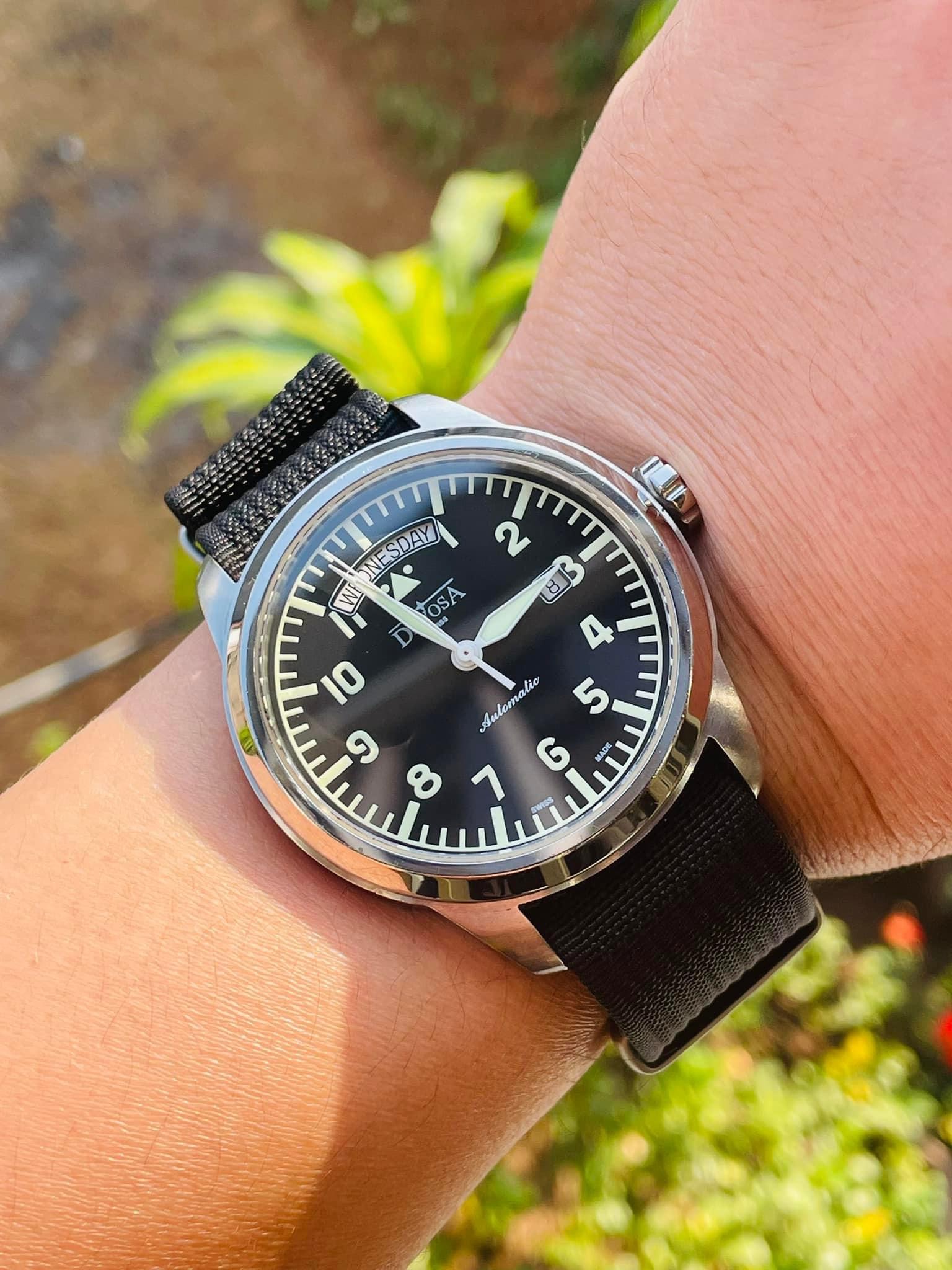 Davosa Newton Pilot Day-Date 161.431.56 Automatic Men's Watch