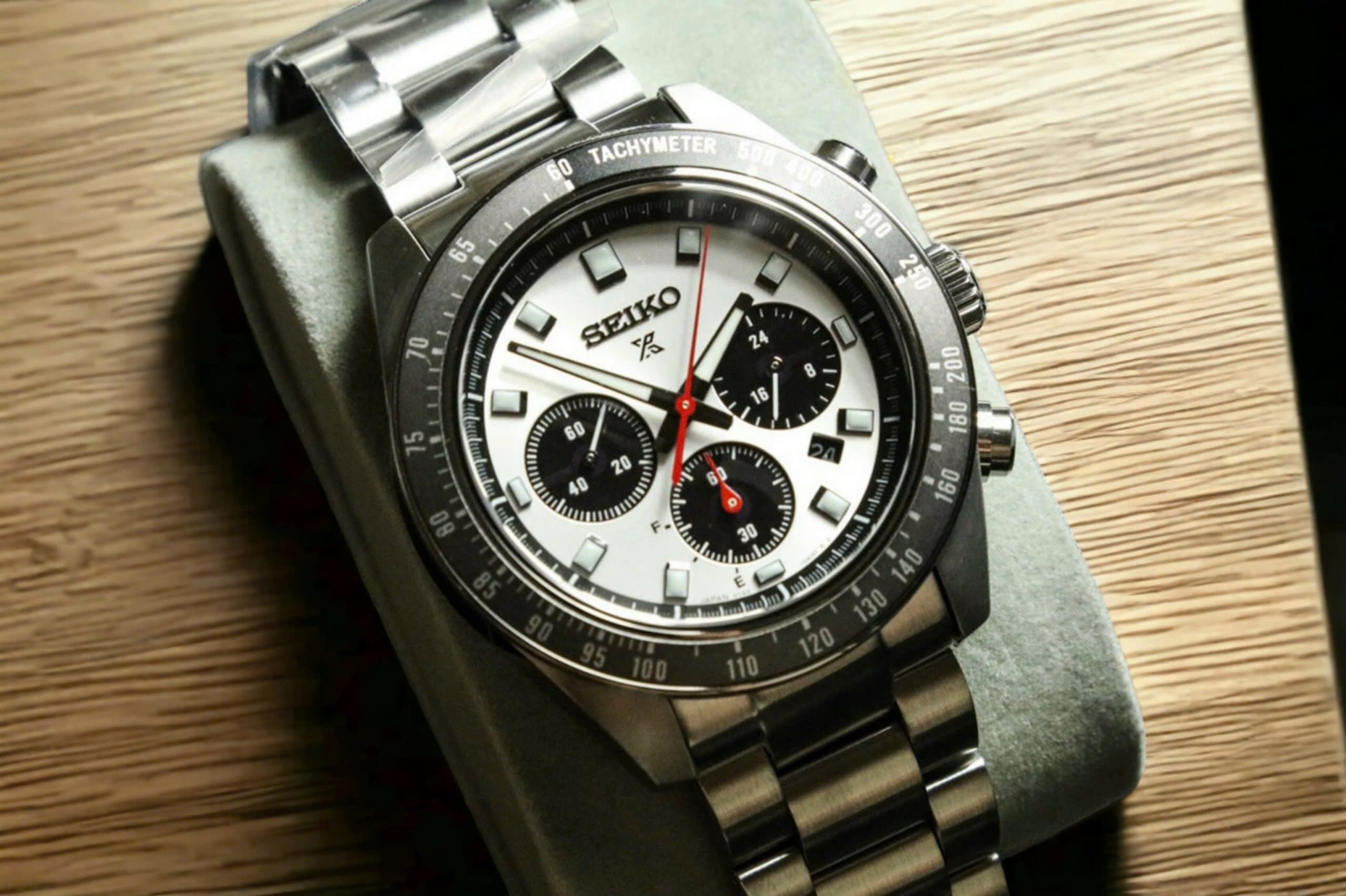 Ảnh 3 của (ĐỒNG HỒ NAM) Seiko Solar Prospex SSC911P1 ( SBDL095 ) Chronograph Speedtimer
