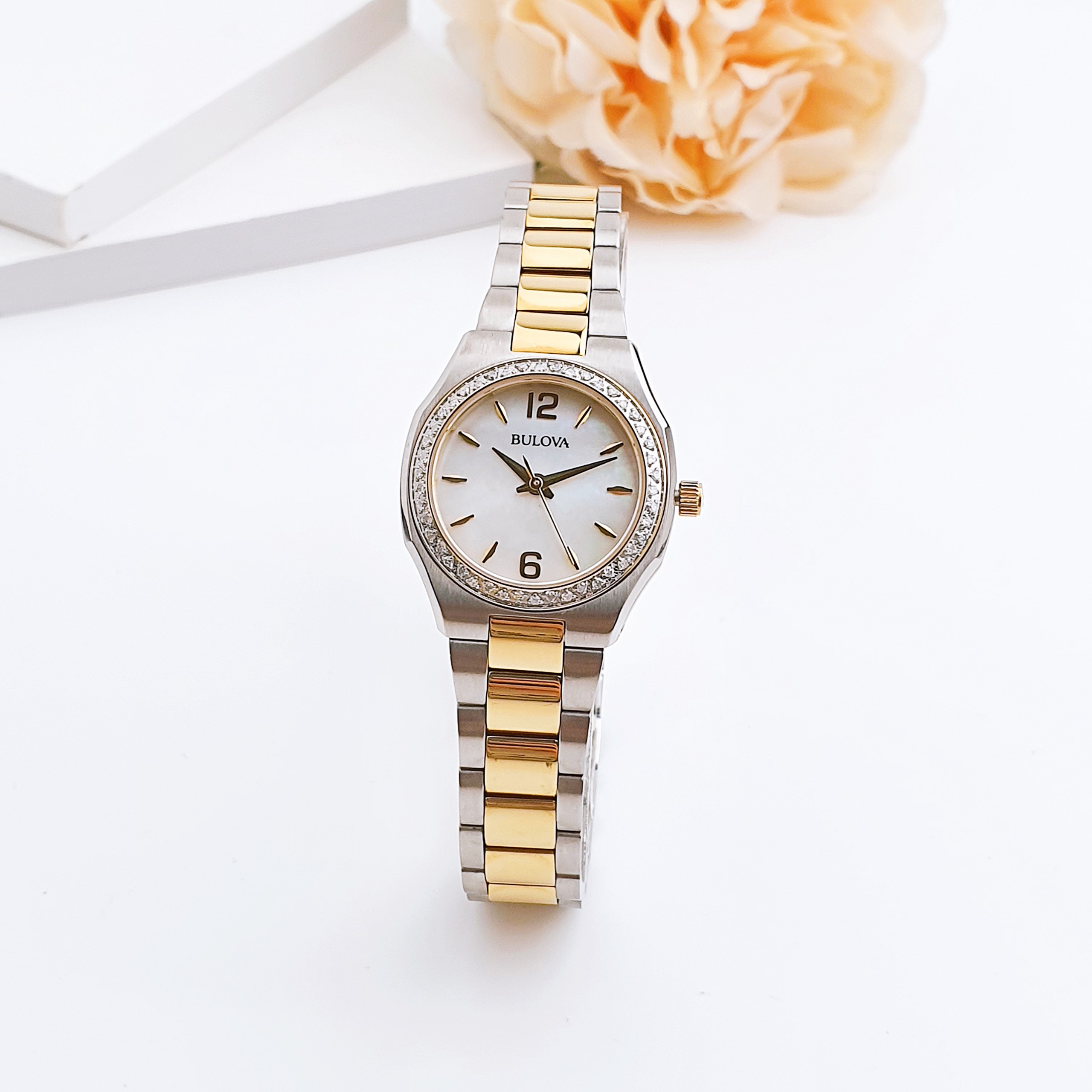(ĐỒNG HỒ NỮ) BULOVA 98R204 DIAMONDS MOTHER OF PEARL DÂY DEMI 26mm
