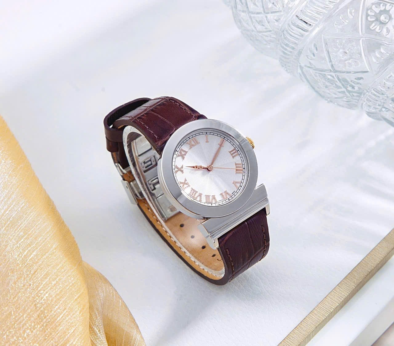 (ĐỒNG HỒ NỮ) Salvatore Ferragamo Watch, Women's Swiss Grande Maison Brown Calfskin Leather Strap 33mm F72SBQ9902 S497