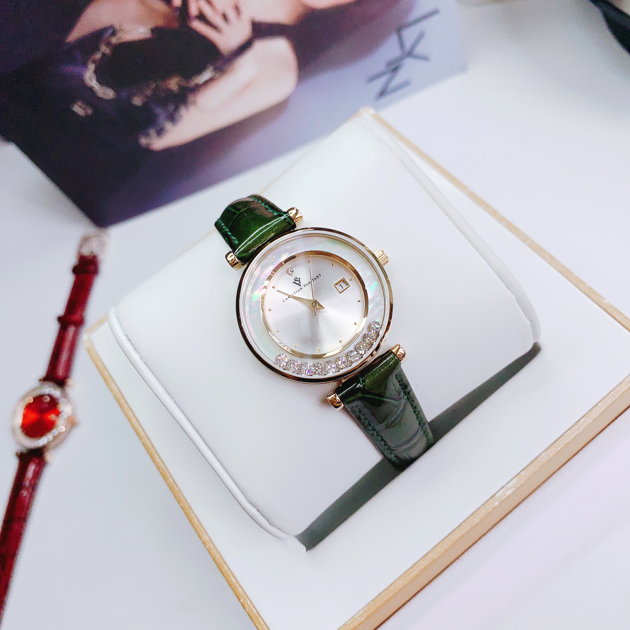 Ảnh 3 của (ĐỒNG HỒ NỮ) CHRISTIAN VAN SANT WOMEN'S BRIA SILVER DIAL WATCH - CV3814