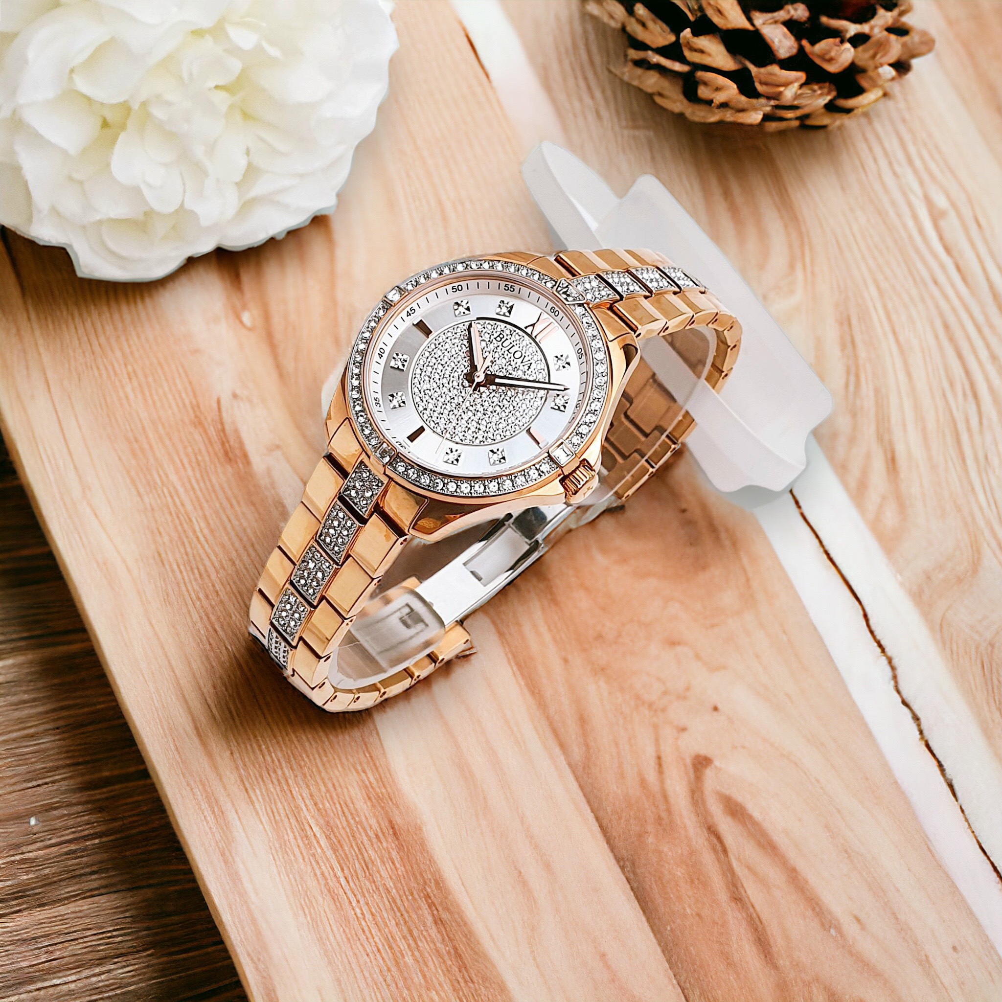 (ĐỒNG HỒ NỮ) Bulova 98L229 Crystal Silver Dial Ladies Watch 35mm
