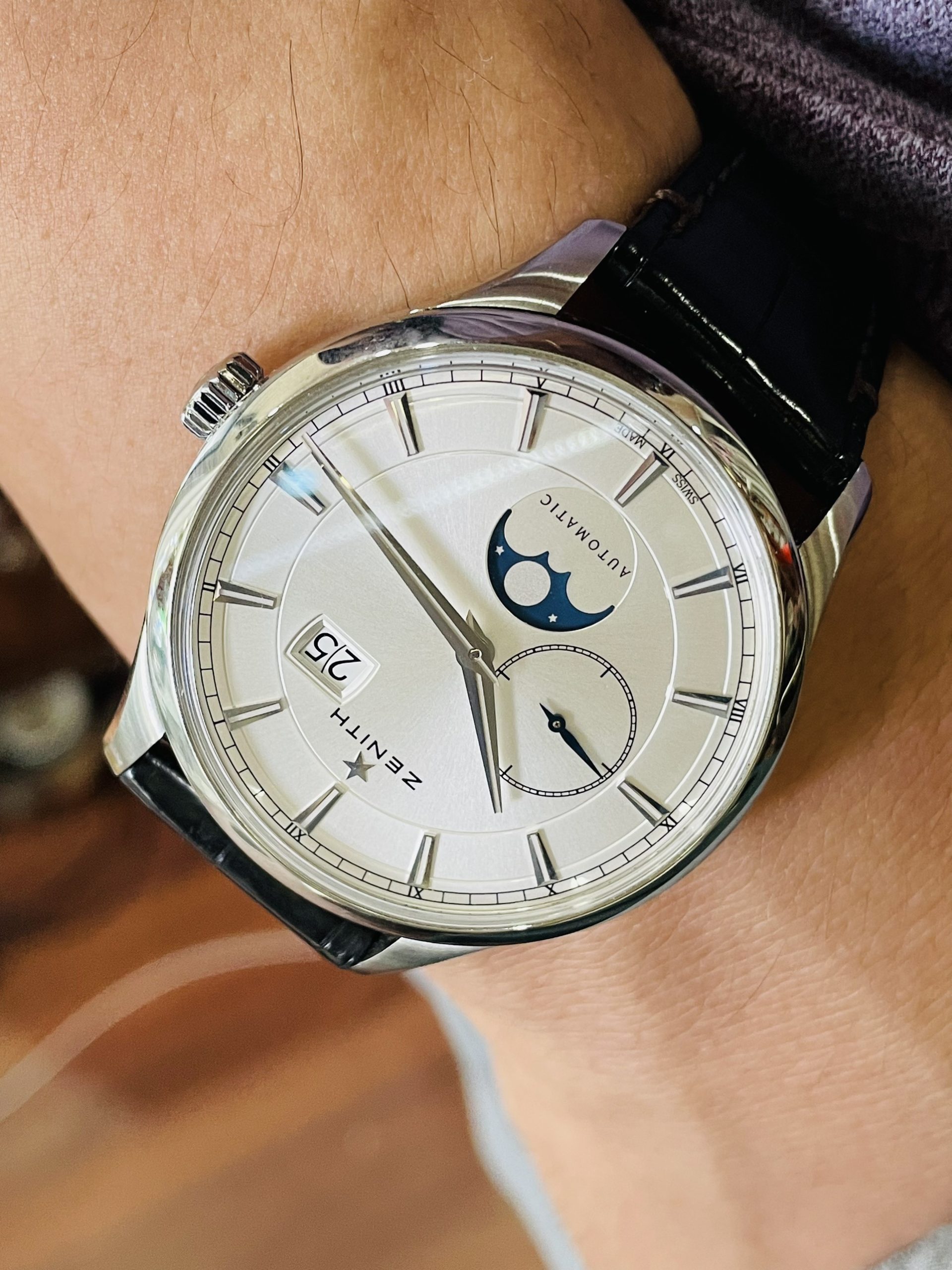 Ảnh 2 của [Deal Lướt] Zenith Captain Moonphase Automatic Men's Watch 03214369101C498
