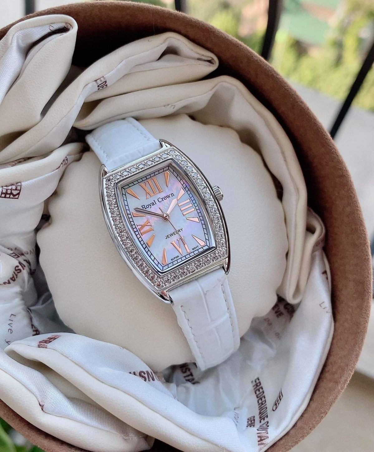 Ảnh 6 của Royal Crown 3635 Trắng