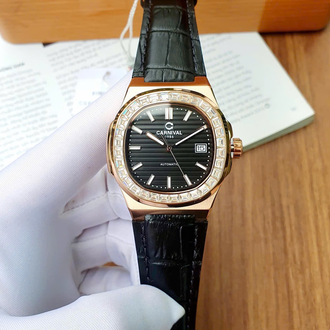 Ảnh 4 của (ĐỒNG HỒ NAM)  Carnival Nautilus 8108G 8108G-VH-DD-D